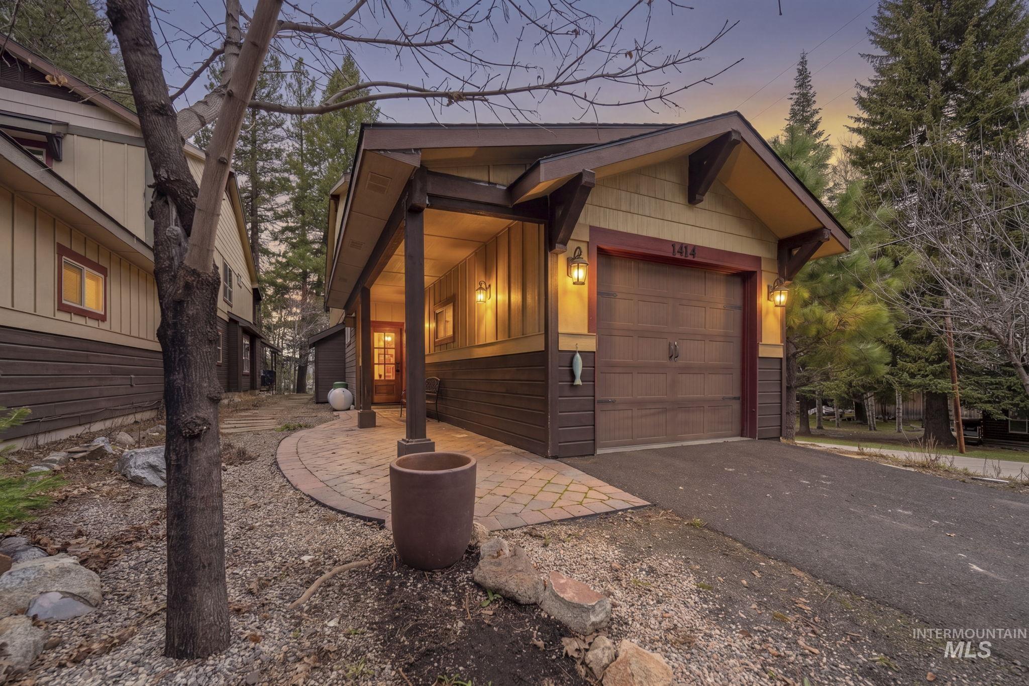 1414 Dawson, McCall, Idaho 83638, 3 Bedrooms, 3 Bathrooms, Residential For Sale, Price $849,900,MLS 98984779
