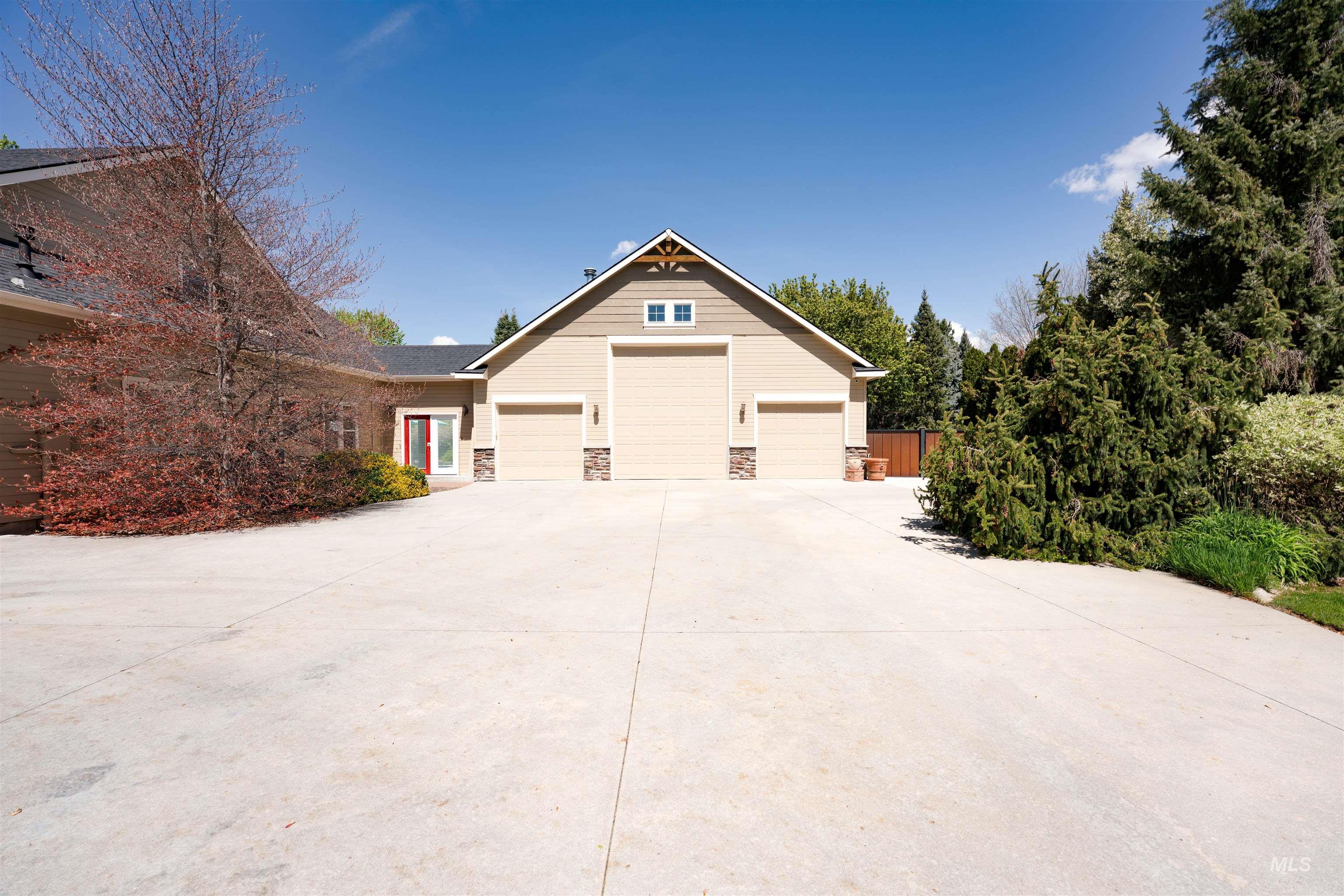 2248 W. Stansbury Dr., Eagle, Idaho 83616, 4 Bedrooms, 3 Bathrooms, Residential For Sale, Price $1,580,000, 98984787