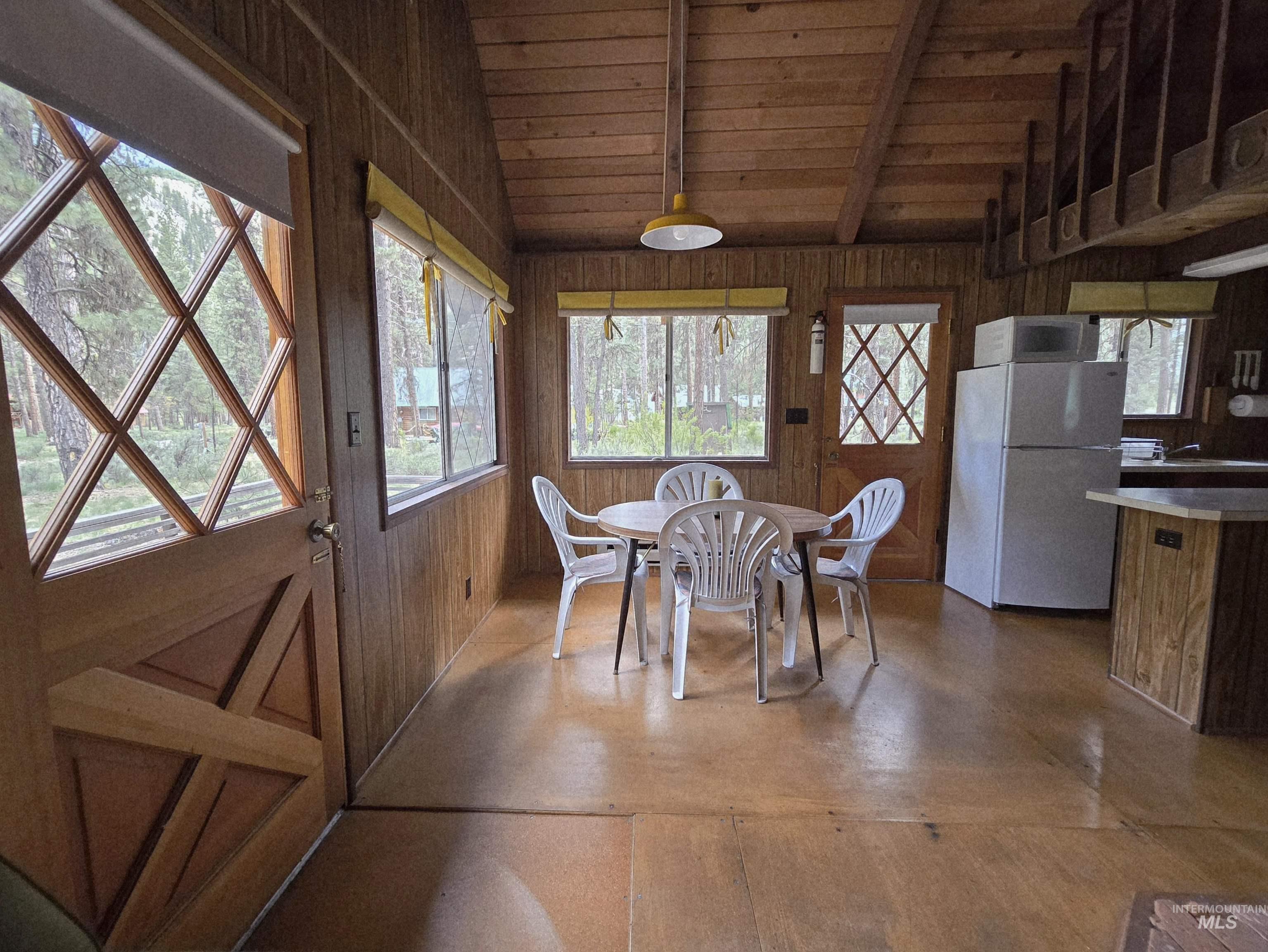 4 Jolene Dr, Lowman, Idaho 83637, 2 Bedrooms, 1 Bathroom, Residential For Sale, Price $245,000, 98984789