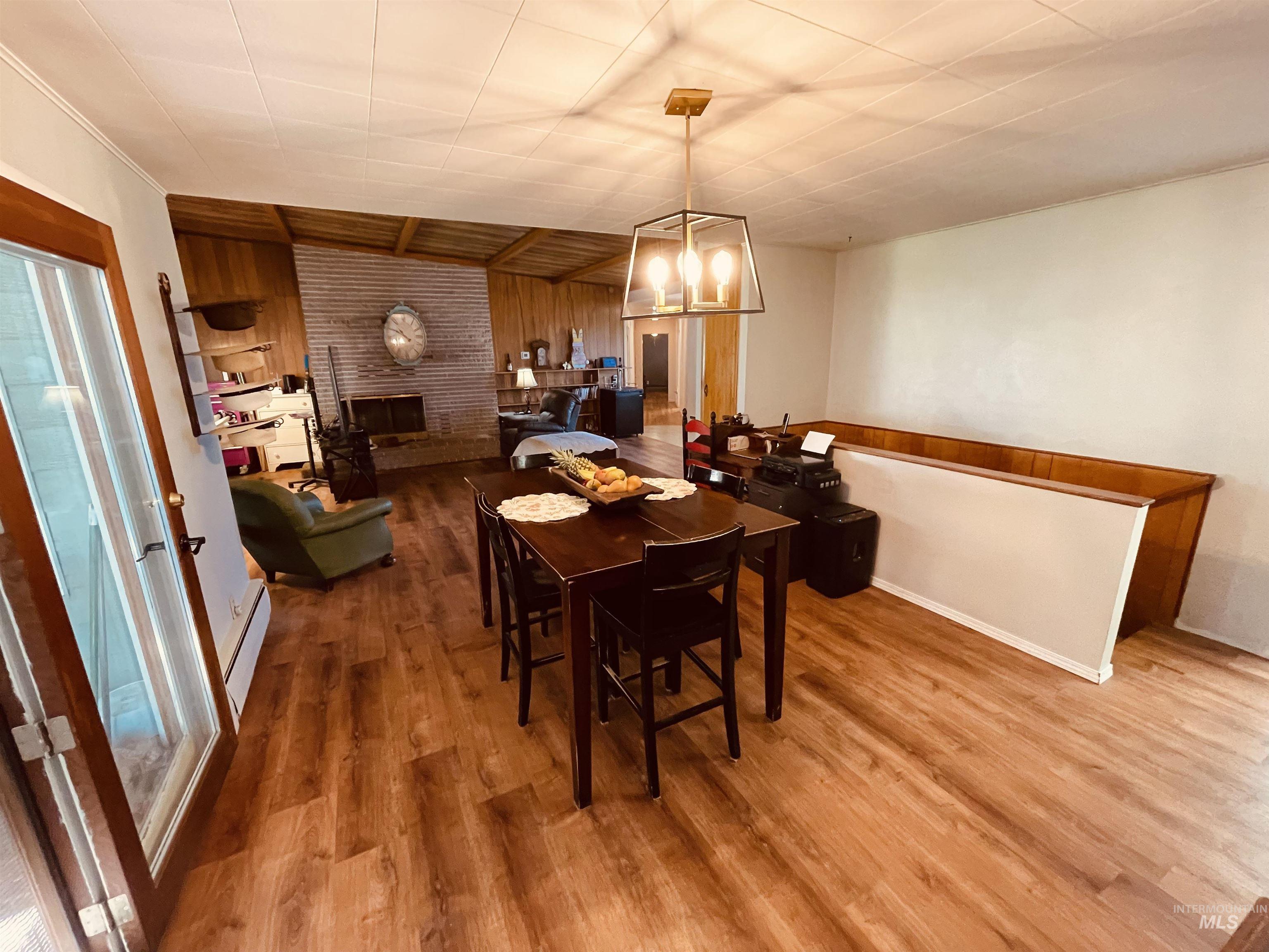 231 S Verde Dr., Ontario, Oregon 97914, 4 Bedrooms, 2 Bathrooms, Residential For Sale, Price $425,000, 98984792