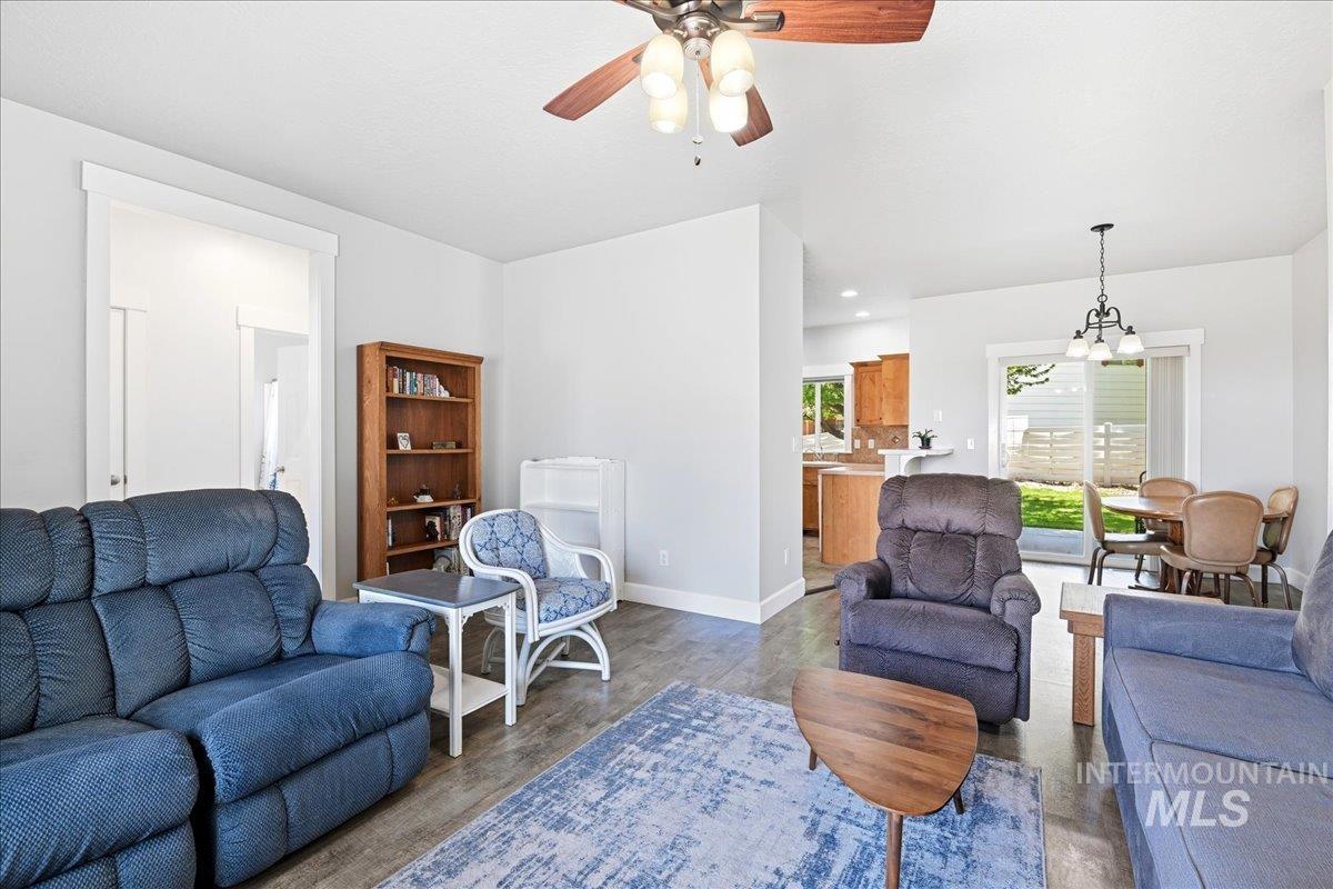 2290 Vista Ave, Payette, Idaho 83661, 3 Bedrooms, 2 Bathrooms, Residential For Sale, Price $339,500, 98984796