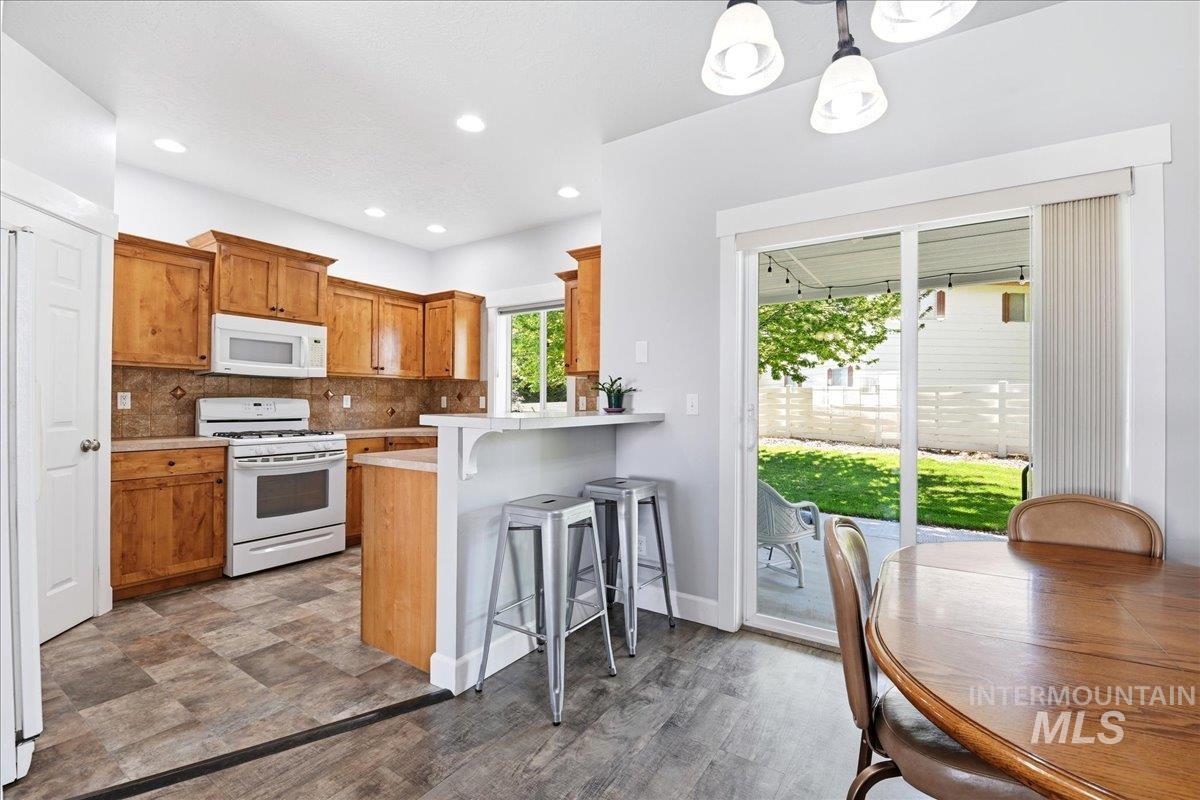 2290 Vista Ave, Payette, Idaho 83661, 3 Bedrooms, 2 Bathrooms, Residential For Sale, Price $339,500, 98984796
