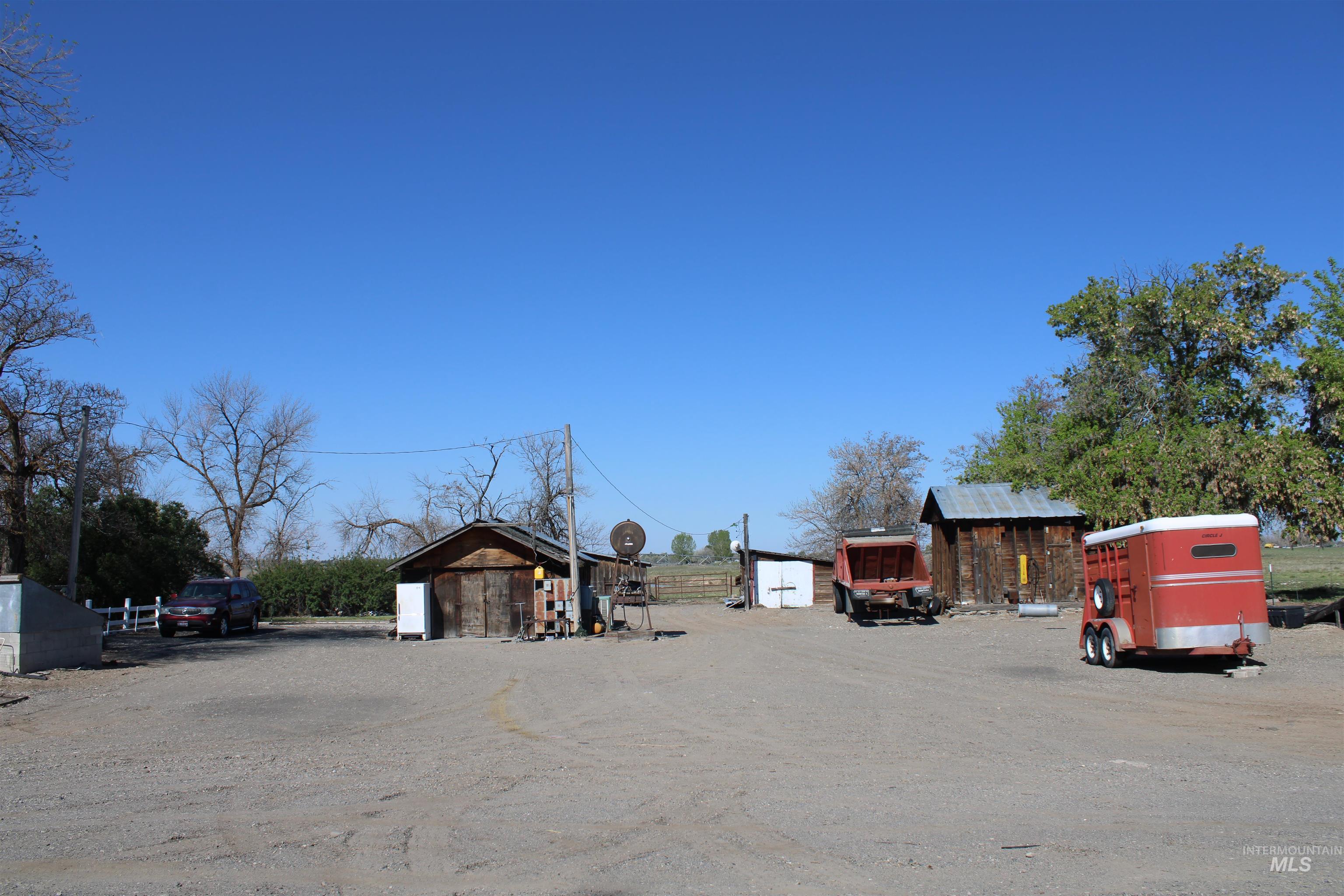 41 North 200 East, Shoshone, Idaho 83352, 3 Bedrooms, 1 Bathroom, Farm & Ranch For Sale, Price $750,000,MLS 98984802
