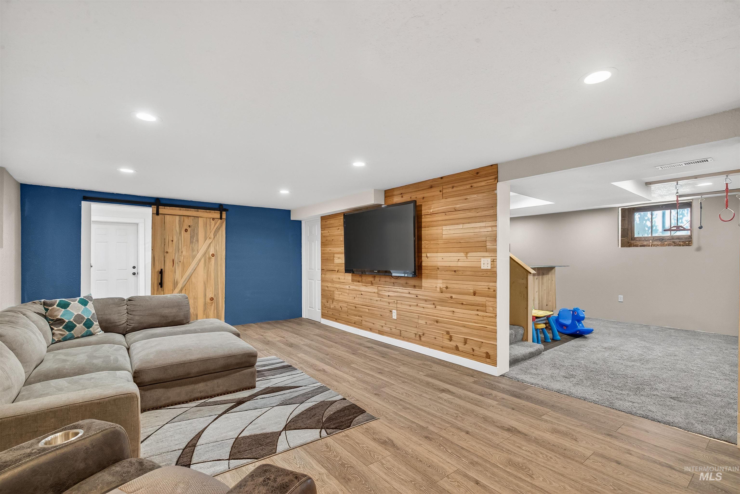 1439 10th Street, Clarkston, Washington 99403, 3 Bedrooms, 2 Bathrooms, Residential For Sale, Price $349,000, 98984805