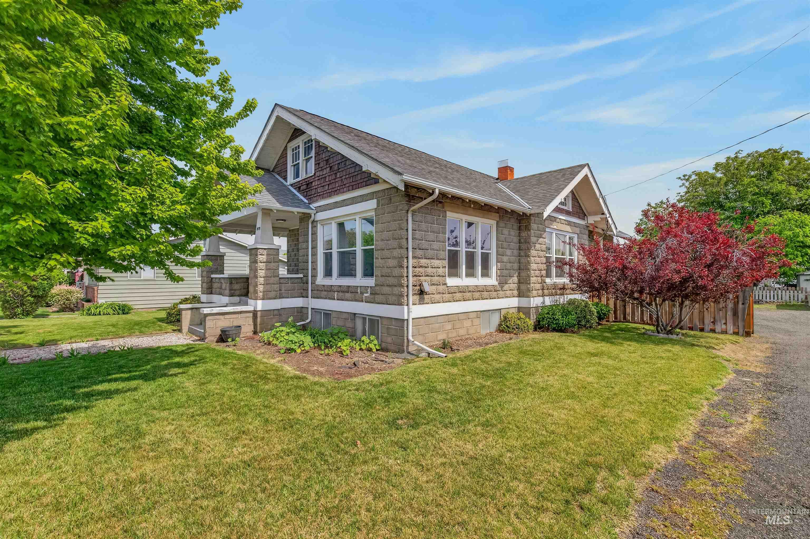 1439 10th Street, Clarkston, Washington 99403, 3 Bedrooms, 2 Bathrooms, Residential For Sale, Price $349,000, 98984805
