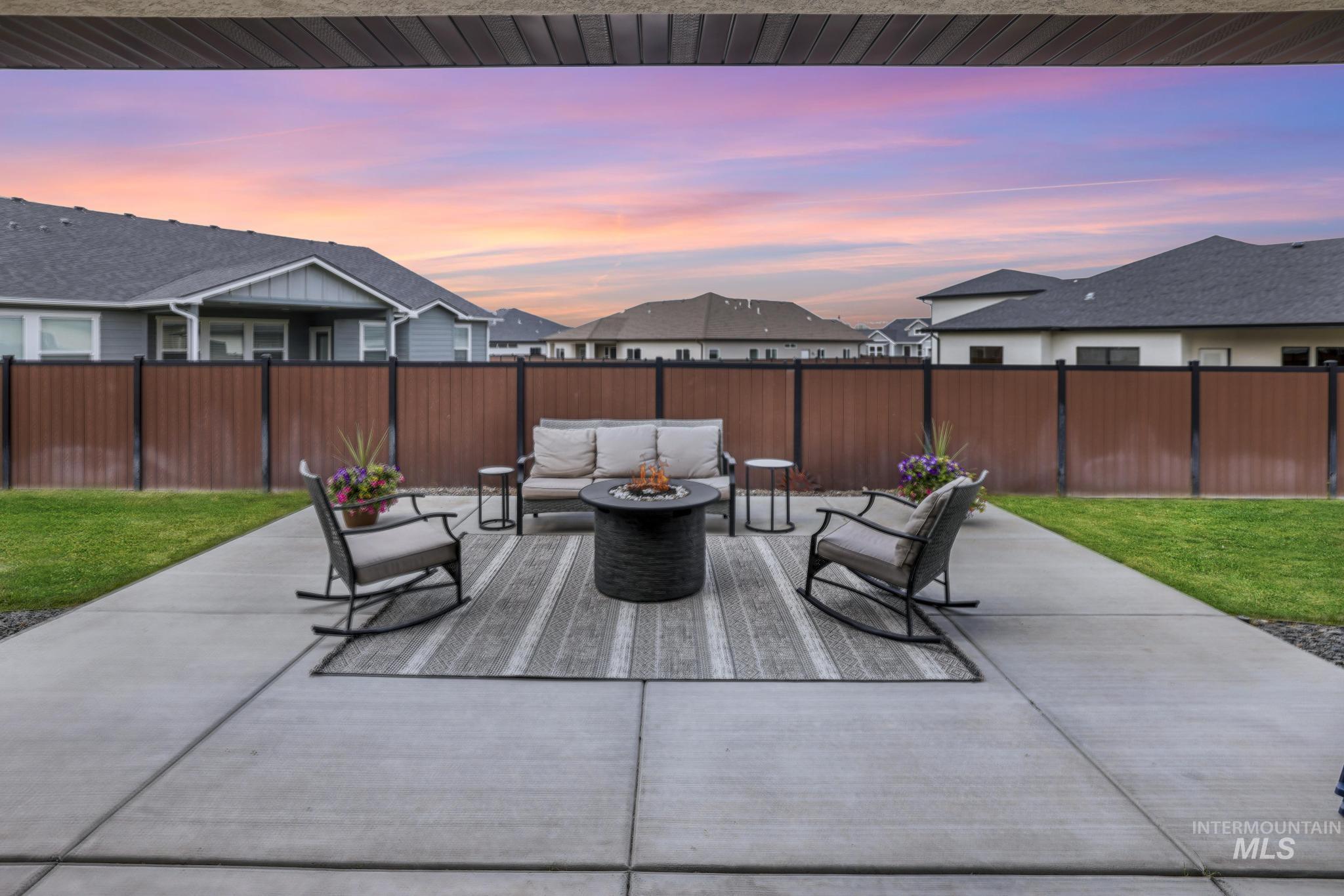 2307 Cattail Drive, Twin Falls, Idaho 83301, 4 Bedrooms, 2 Bathrooms, Residential For Sale, Price $685,000, 98984806