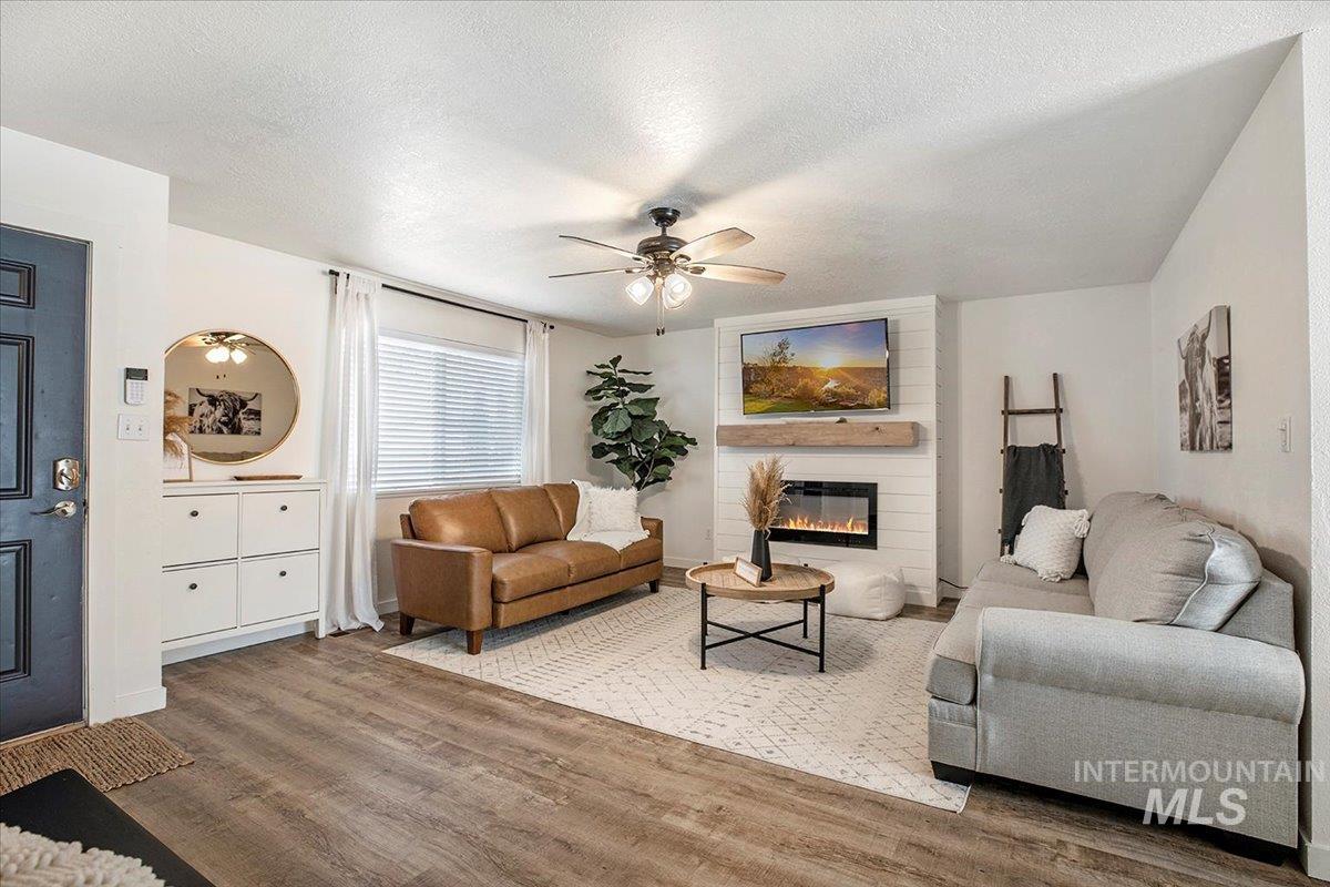 504 Gem Drive, Kimberly, Idaho 83341, 3 Bedrooms, 2 Bathrooms, Residential For Sale, Price $310,000, 98984808