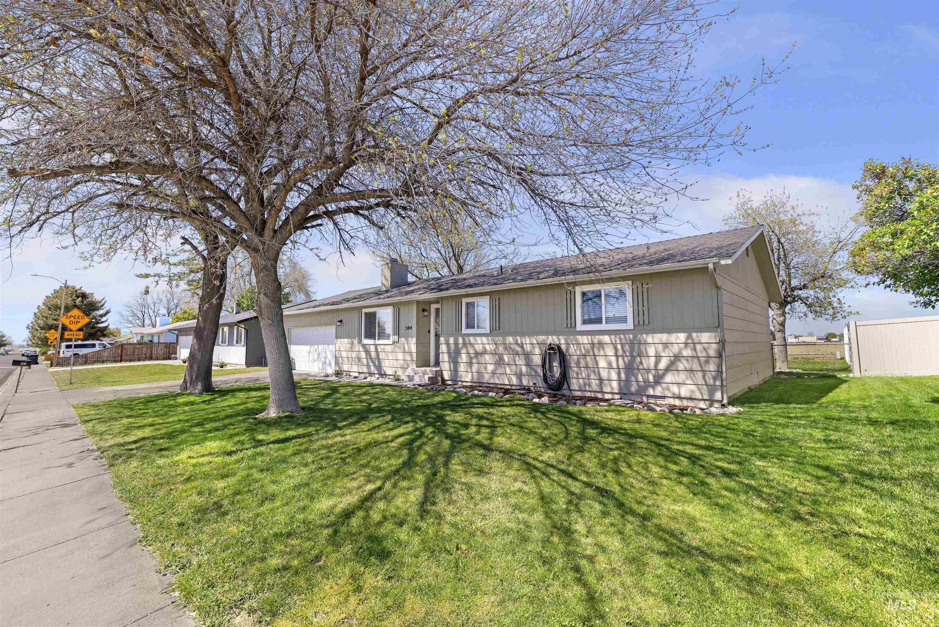 504 Gem Drive, Kimberly, Idaho 83341, 3 Bedrooms, 2 Bathrooms, Residential For Sale, Price $310,000, 98984808