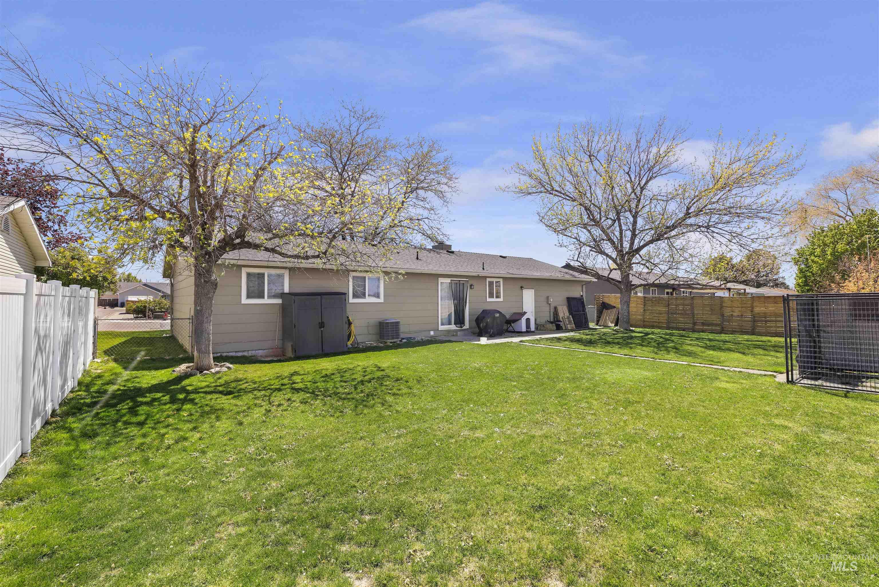 504 Gem Drive, Kimberly, Idaho 83341, 3 Bedrooms, 2 Bathrooms, Residential For Sale, Price $310,000, 98984808