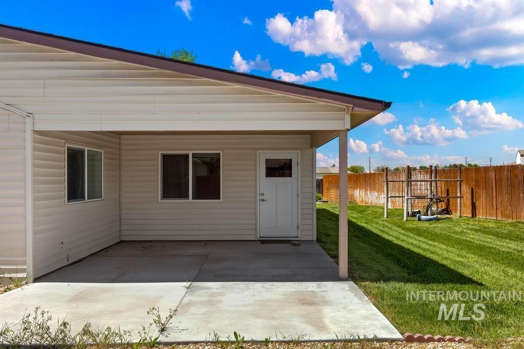 2400 Aries Dr., Nampa, Idaho 83651, 3 Bedrooms, 2 Bathrooms, Residential For Sale, Price $399,000, 98984814