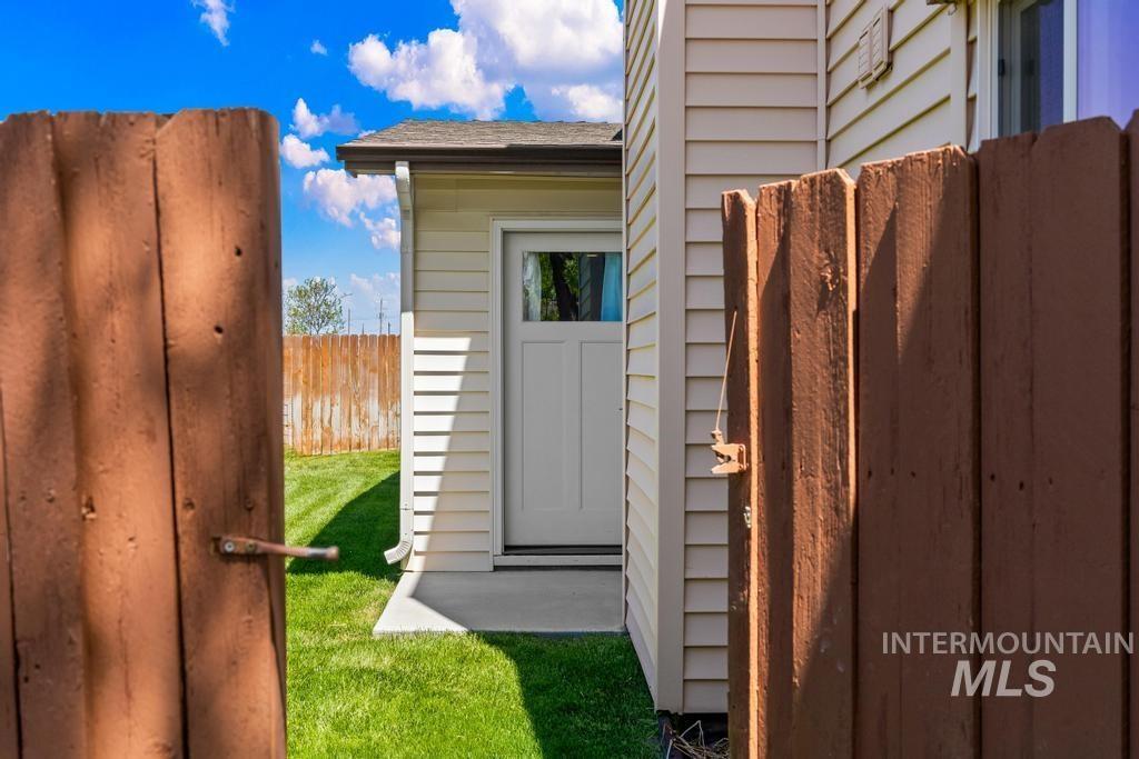 2400 Aries Dr., Nampa, Idaho 83651, 3 Bedrooms, 2 Bathrooms, Residential For Sale, Price $399,000, 98984814