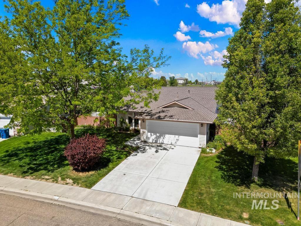2400 Aries Dr., Nampa, Idaho 83651, 3 Bedrooms, 2 Bathrooms, Residential For Sale, Price $399,000, 98984814