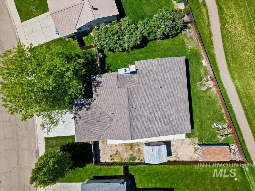 2400 Aries Dr., Nampa, Idaho 83651, 3 Bedrooms, 2 Bathrooms, Residential For Sale, Price $399,000, 98984814