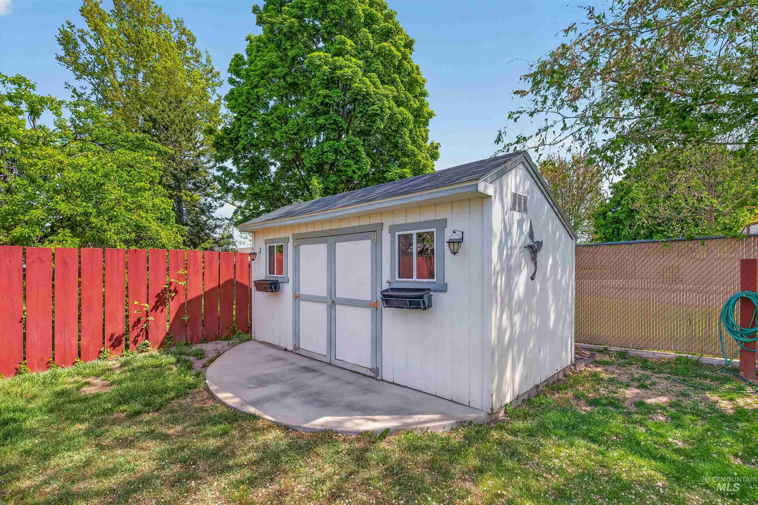 3215 8th St. E, Lewiston, Idaho 83501, 3 Bedrooms, 2 Bathrooms, Residential For Sale, Price $395,000, 98984816