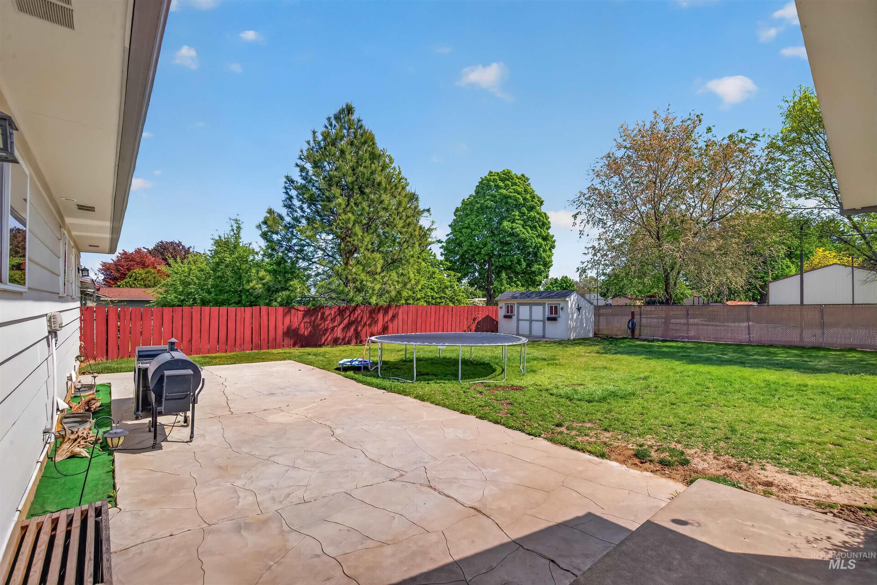 3215 8th St. E, Lewiston, Idaho 83501, 3 Bedrooms, 2 Bathrooms, Residential For Sale, Price $395,000, 98984816