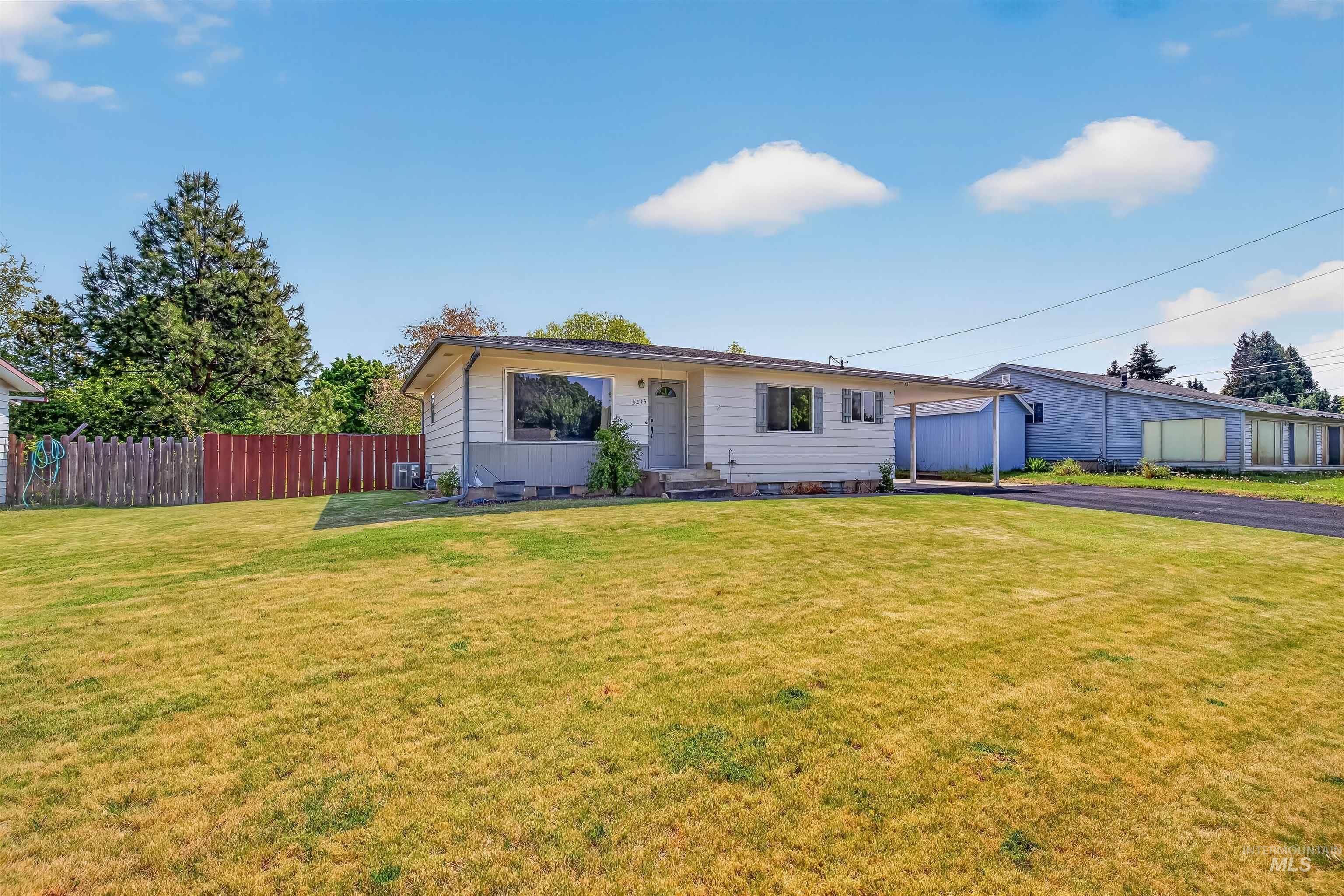 3215 8th St. E, Lewiston, Idaho 83501, 3 Bedrooms, 2 Bathrooms, Residential For Sale, Price $395,000, 98984816