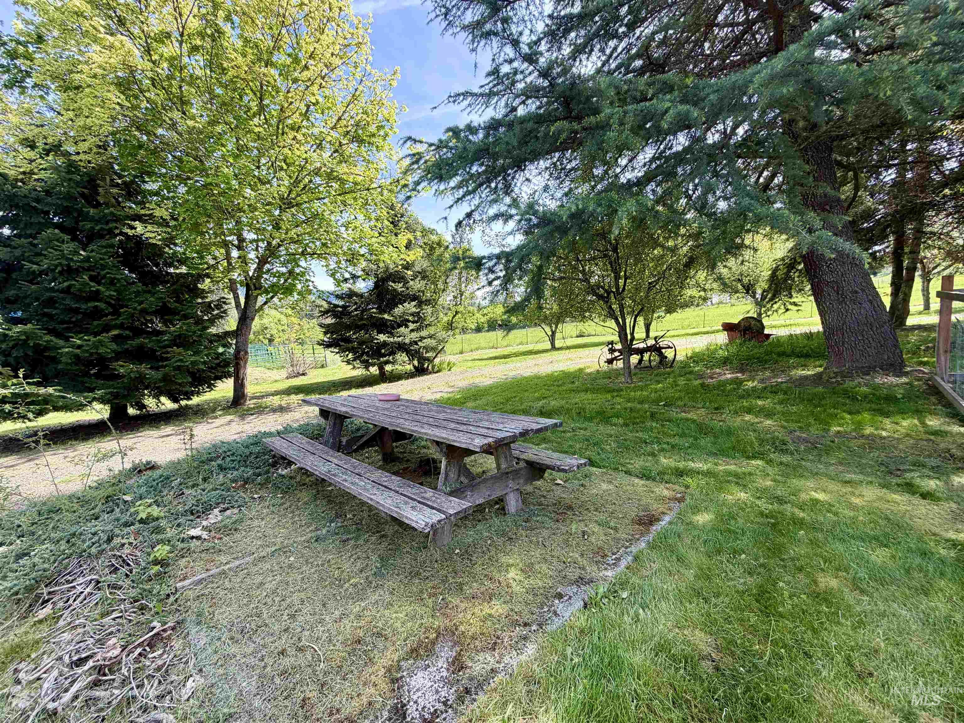 1215 Ridgewood Drive, Kamiah, Idaho 83536, 2 Bedrooms, 2 Bathrooms, Residential For Sale, Price $550,000, 98984821