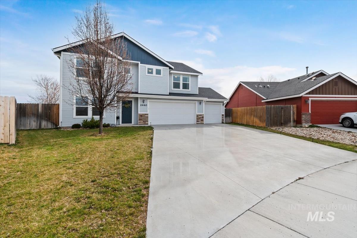2440 N Hose Gulch Ave, Kuna, Idaho 83634, 5 Bedrooms, 2.5 Bathrooms, Residential For Sale, Price $490,000, 98984822