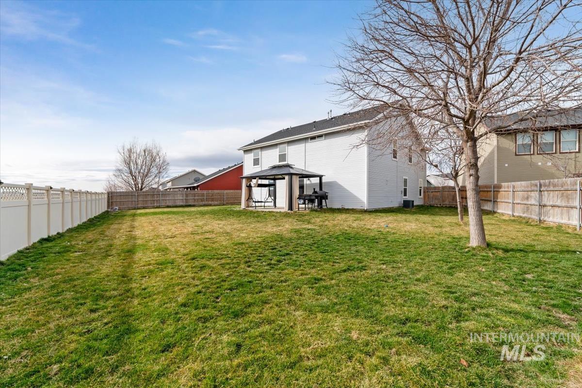 2440 N Hose Gulch Ave, Kuna, Idaho 83634, 5 Bedrooms, 2.5 Bathrooms, Residential For Sale, Price $490,000, 98984822