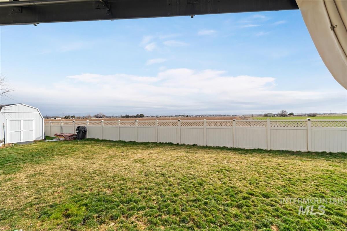2440 N Hose Gulch Ave, Kuna, Idaho 83634, 5 Bedrooms, 2.5 Bathrooms, Residential For Sale, Price $490,000, 98984822