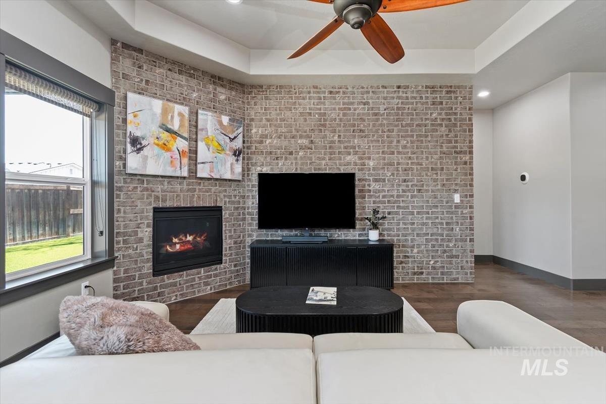 10866 W Alfina Dr, Boise, Idaho 83709-6515, 3 Bedrooms, 2 Bathrooms, Residential For Sale, Price $569,000, 98984825