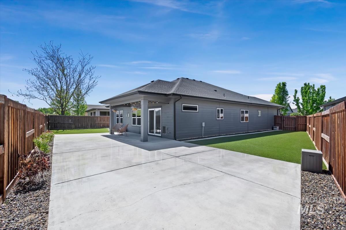 10866 W Alfina Dr, Boise, Idaho 83709-6515, 3 Bedrooms, 2 Bathrooms, Residential For Sale, Price $569,000, 98984825