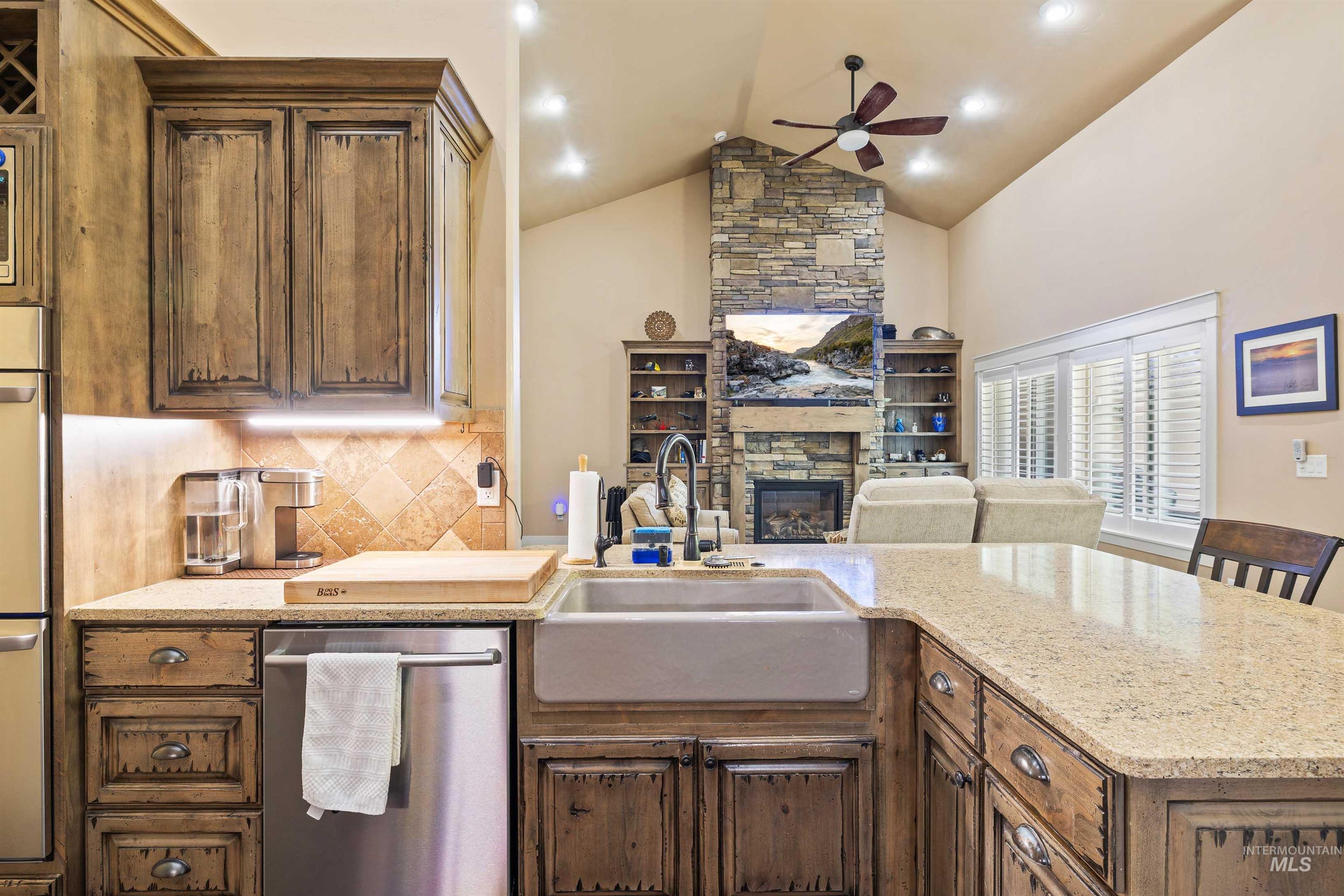 567 Reese Road, Twin Falls, Idaho 83301, 3 Bedrooms, 2.5 Bathrooms, Residential For Sale, Price $588,000, 98984826