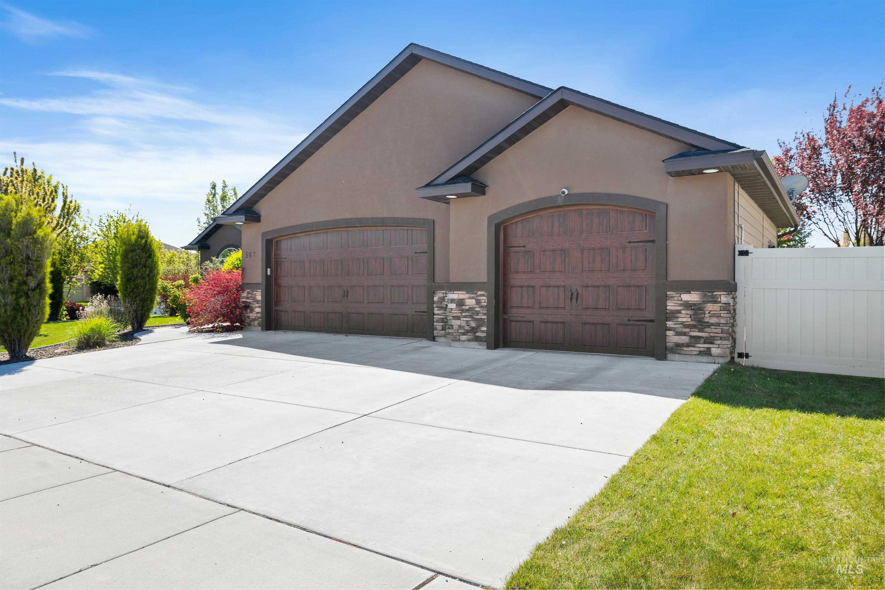 567 Reese Road, Twin Falls, Idaho 83301, 3 Bedrooms, 2.5 Bathrooms, Residential For Sale, Price $588,000, 98984826