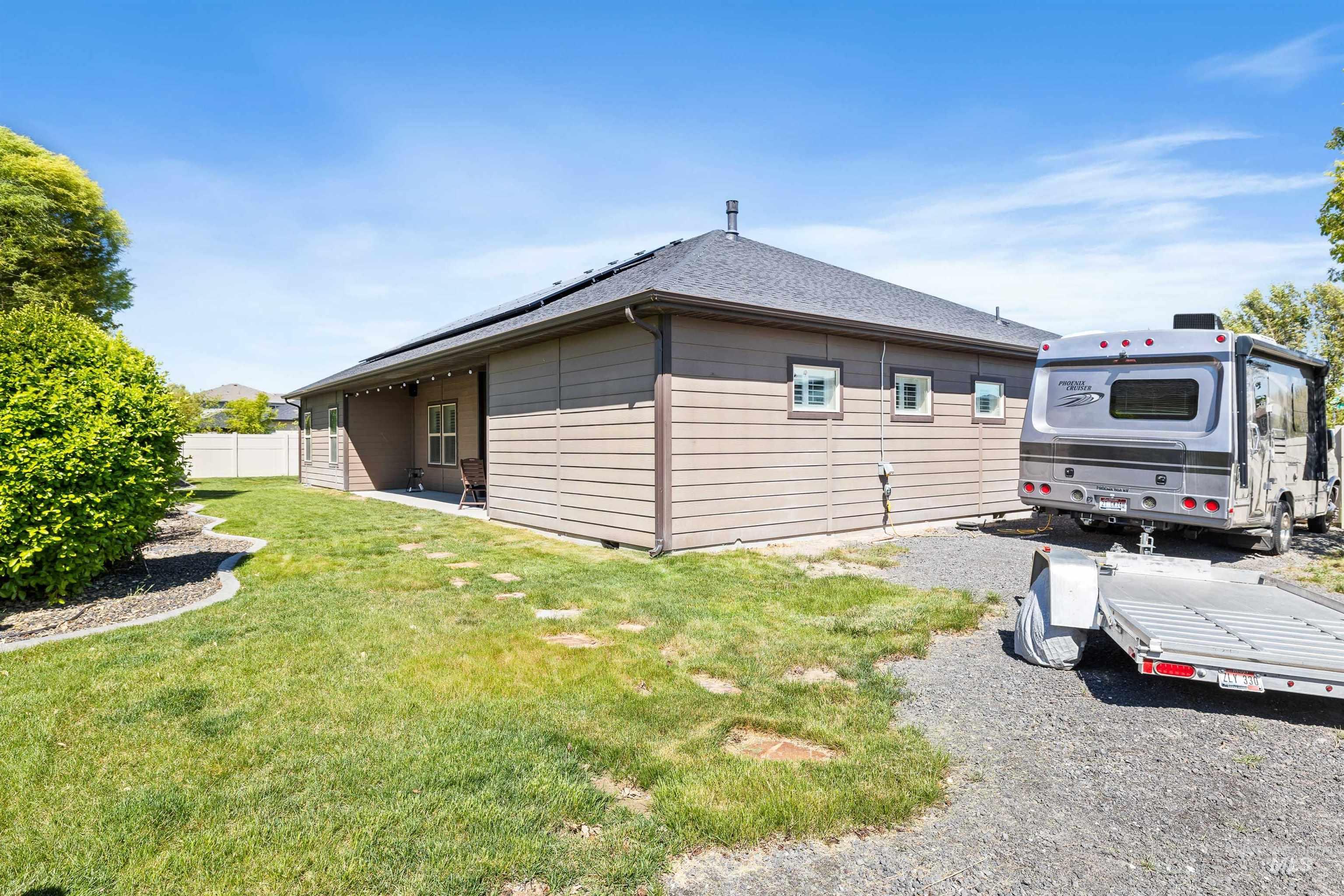 567 Reese Road, Twin Falls, Idaho 83301, 3 Bedrooms, 2.5 Bathrooms, Residential For Sale, Price $588,000, 98984826