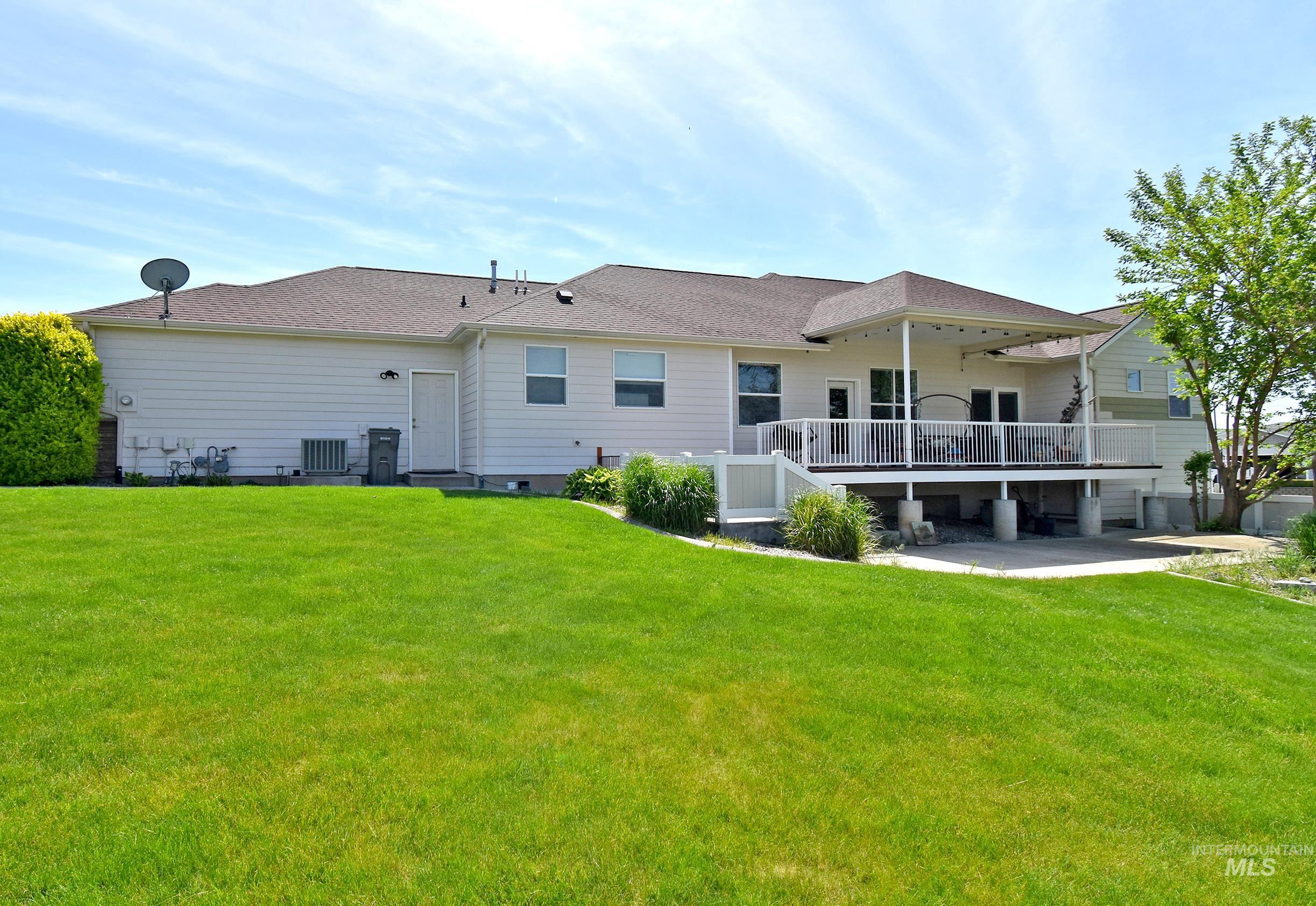 2550 Westridge Court, Clarkston, Washington 99403, 3 Bedrooms, 2 Bathrooms, Residential For Sale, Price $569,000, 98984834