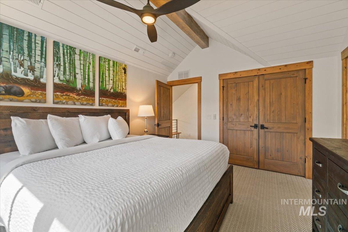 67 Golden Bar Ct, Donnelly, Idaho 83615, 2 Bedrooms, 3 Bathrooms, Residential For Sale, Price $1,185,000, 98984835