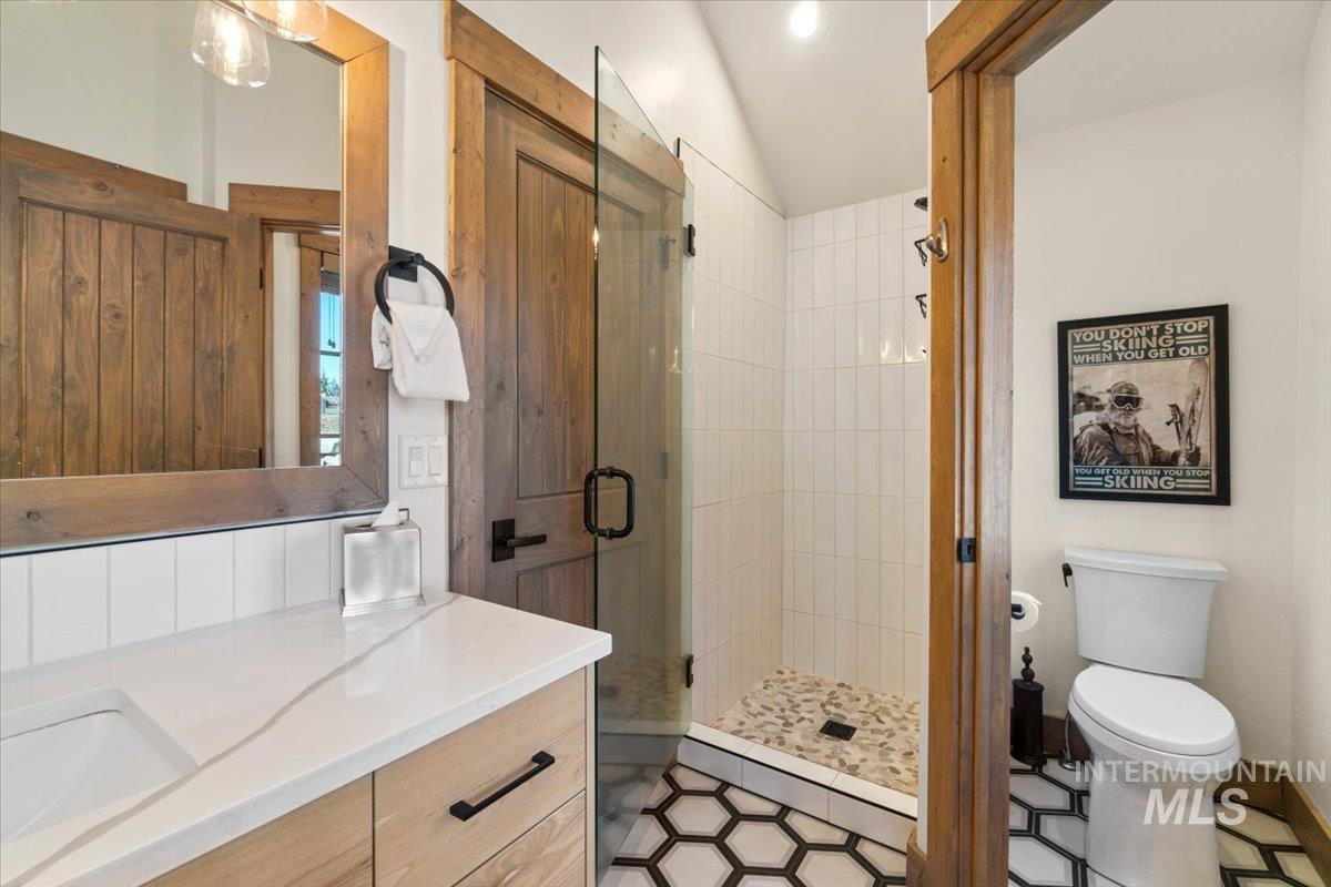 67 Golden Bar Ct, Donnelly, Idaho 83615, 2 Bedrooms, 3 Bathrooms, Residential For Sale, Price $1,185,000, 98984835