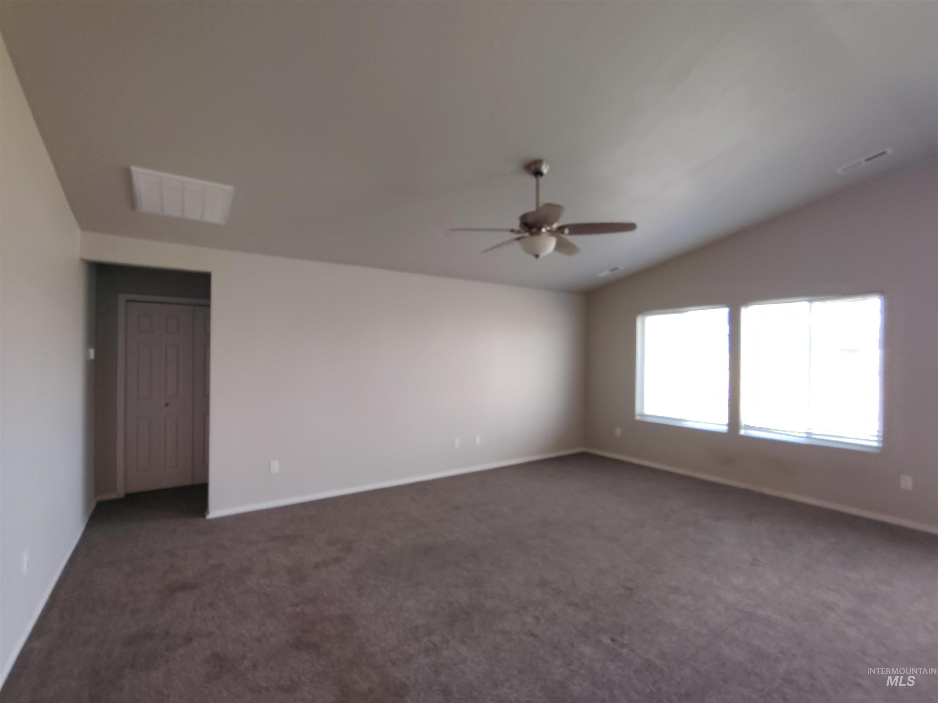890 SW Crested St, Mountain Home, Idaho 83647-2630, 3 Bedrooms, 2 Bathrooms, Residential For Sale, Price $260,000, 98984838