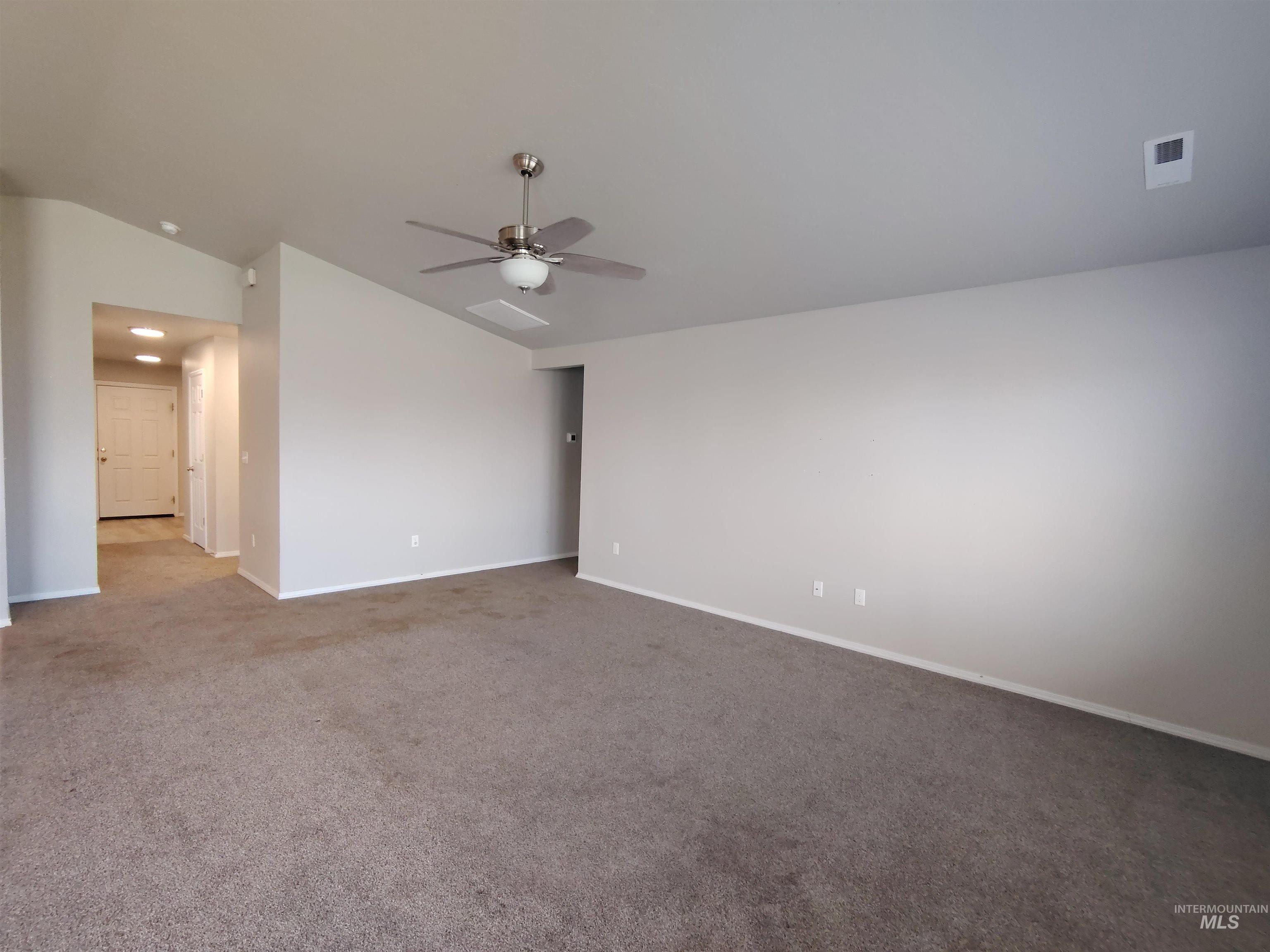 890 SW Crested St, Mountain Home, Idaho 83647-2630, 3 Bedrooms, 2 Bathrooms, Residential For Sale, Price $260,000, 98984838