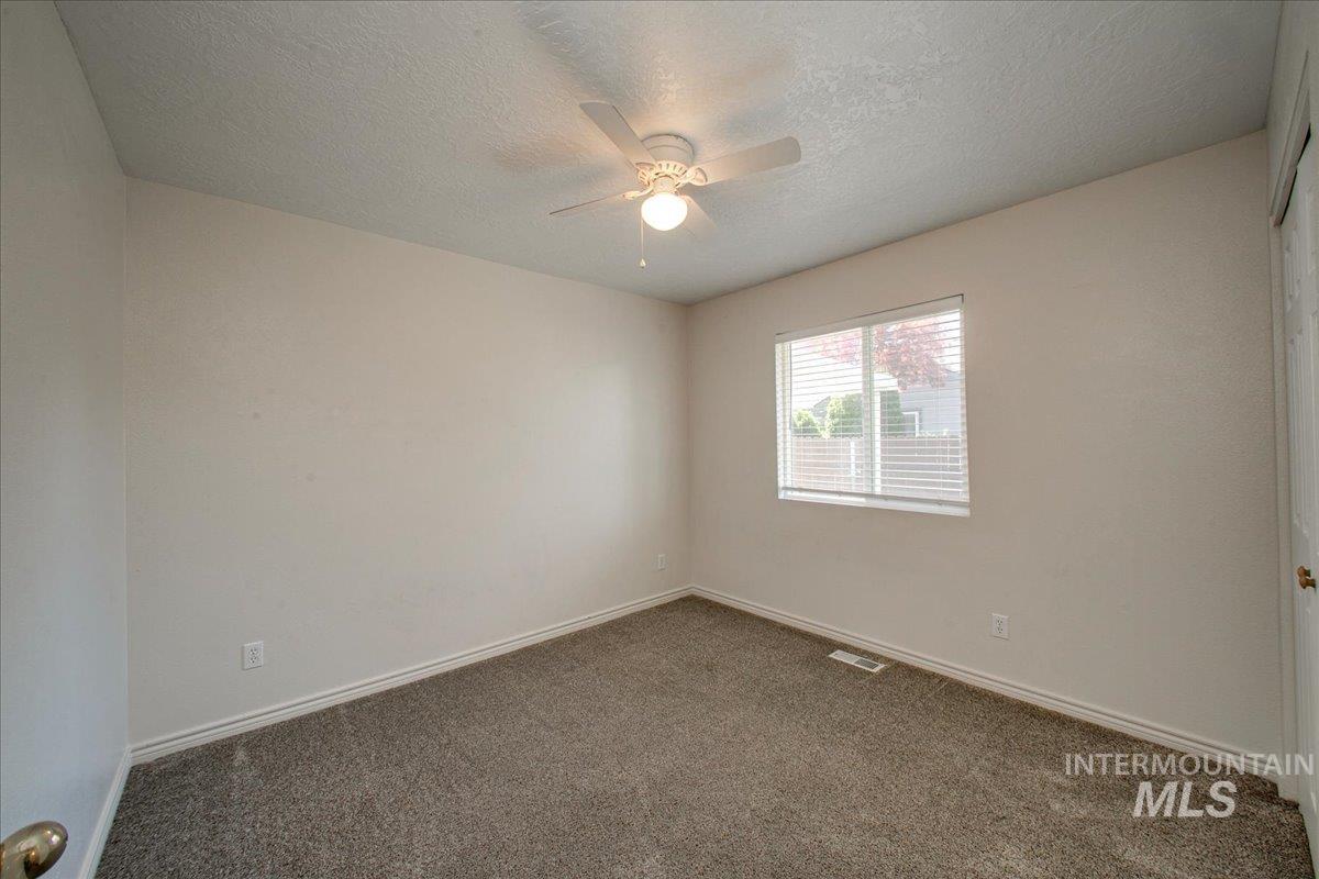 2119 W Roberts Ave, Nampa, Idaho 83651, 4 Bedrooms, 2 Bathrooms, Residential For Sale, Price $410,000, 98984844