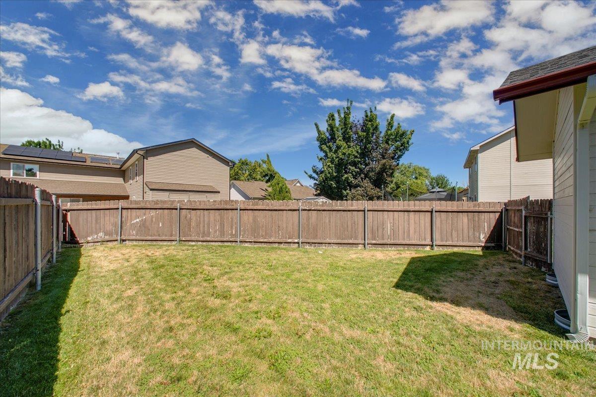 2119 W Roberts Ave, Nampa, Idaho 83651, 4 Bedrooms, 2 Bathrooms, Residential For Sale, Price $410,000, 98984844