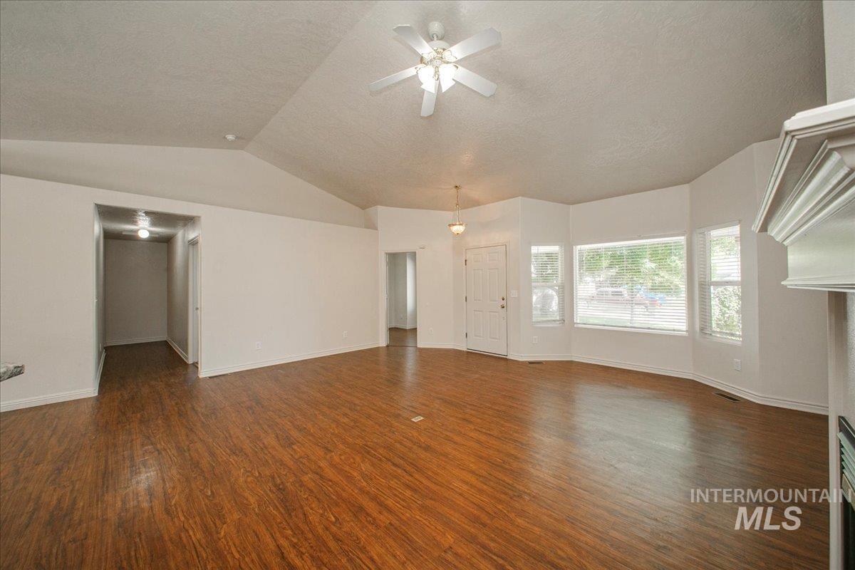 2119 W Roberts Ave, Nampa, Idaho 83651, 4 Bedrooms, 2 Bathrooms, Residential For Sale, Price $410,000, 98984844