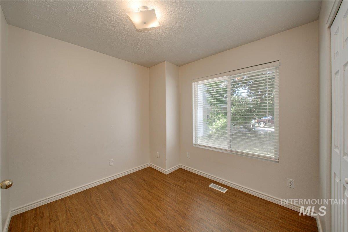 2119 W Roberts Ave, Nampa, Idaho 83651, 4 Bedrooms, 2 Bathrooms, Residential For Sale, Price $410,000, 98984844