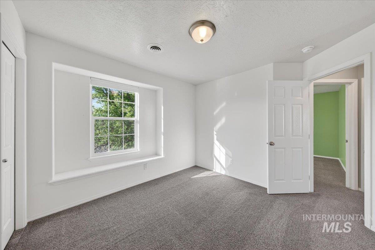17095 N Freeman Ct, Nampa, Idaho 83687, 5 Bedrooms, 2.5 Bathrooms, Residential For Sale, Price $415,000, 98984847