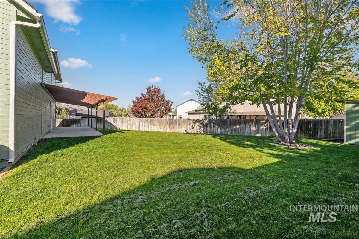 17095 N Freeman Ct, Nampa, Idaho 83687, 5 Bedrooms, 2.5 Bathrooms, Residential For Sale, Price $415,000, 98984847