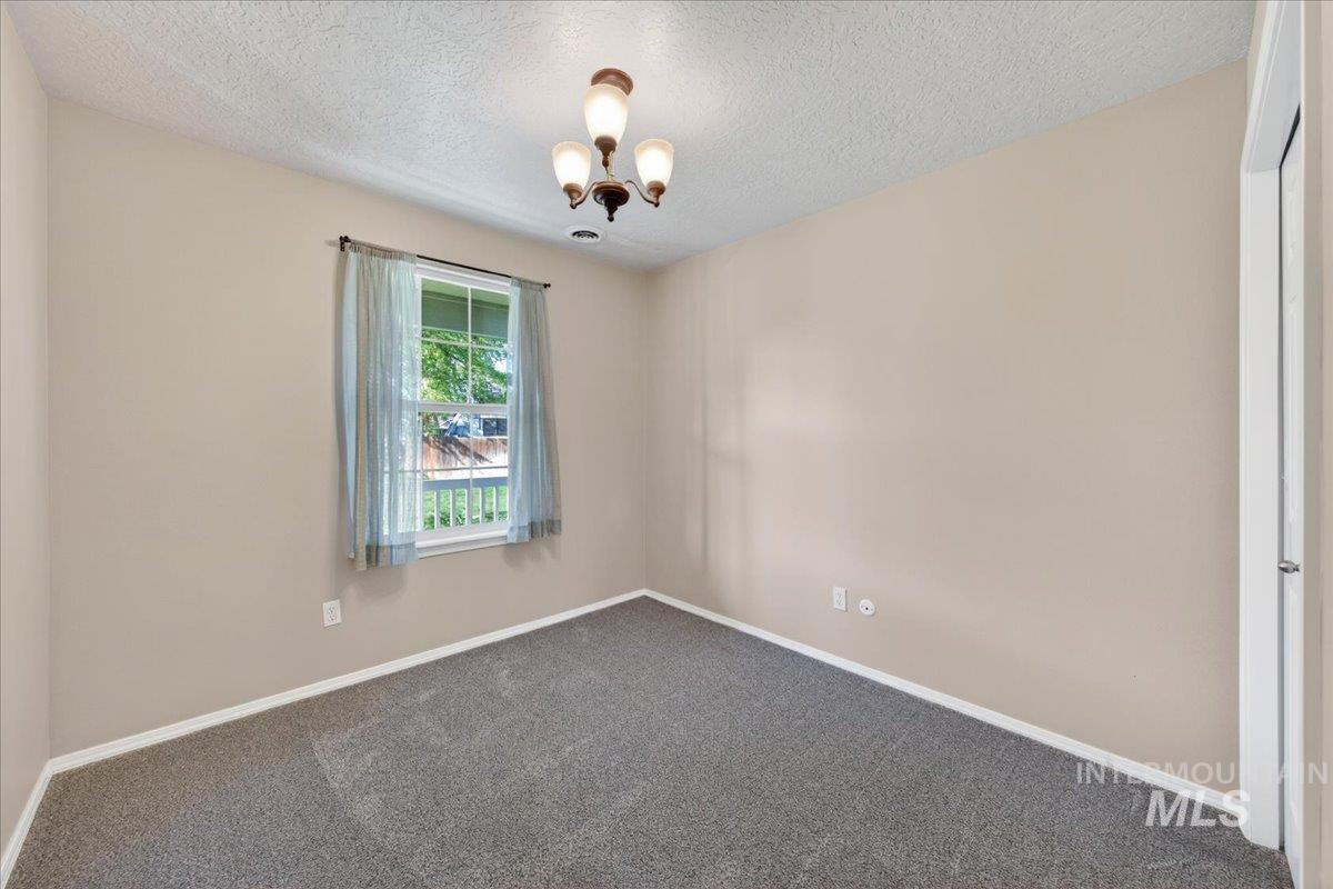 17095 N Freeman Ct, Nampa, Idaho 83687, 5 Bedrooms, 2.5 Bathrooms, Residential For Sale, Price $415,000, 98984847