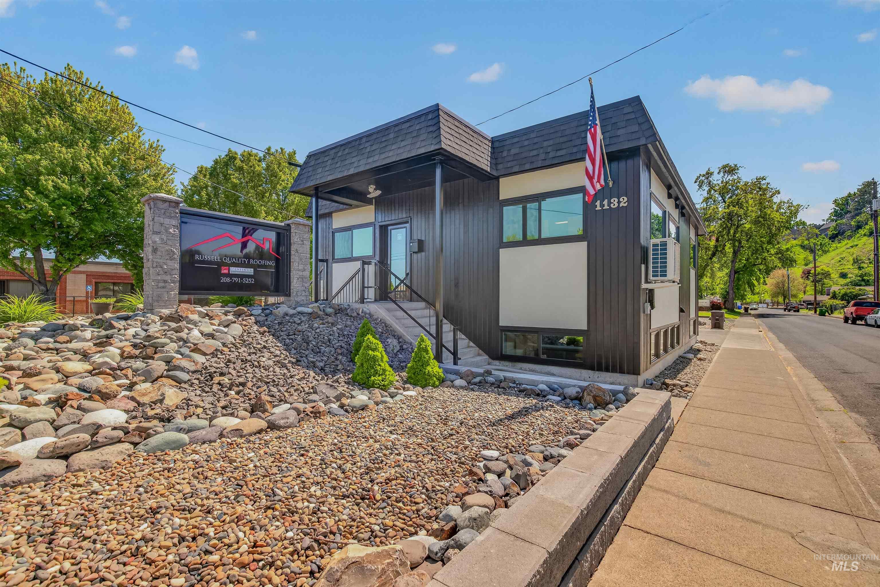 Business/Commercial For Sale