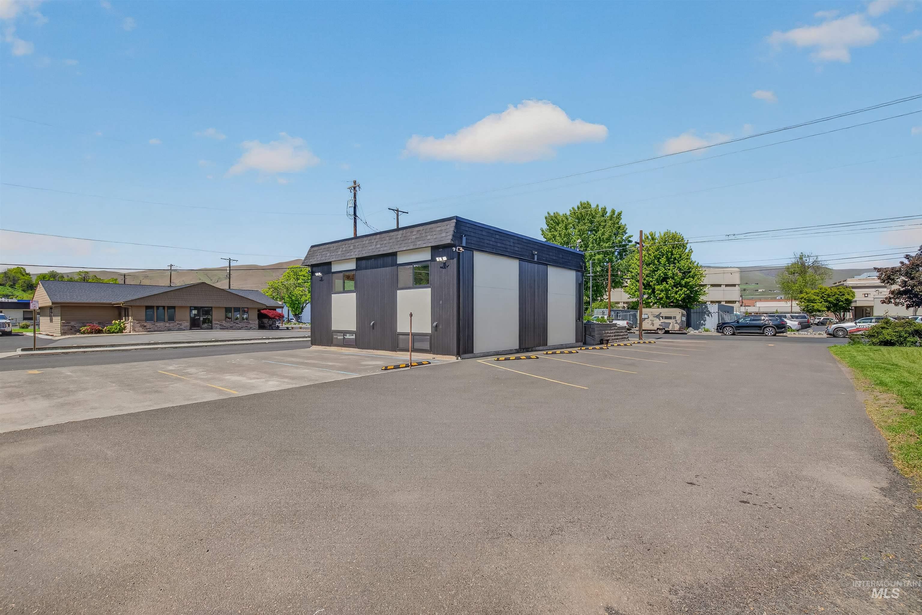 1132 Idaho St, Lewiston, Idaho 83501, Business/Commercial For Sale, Price $499,900,MLS 98984852