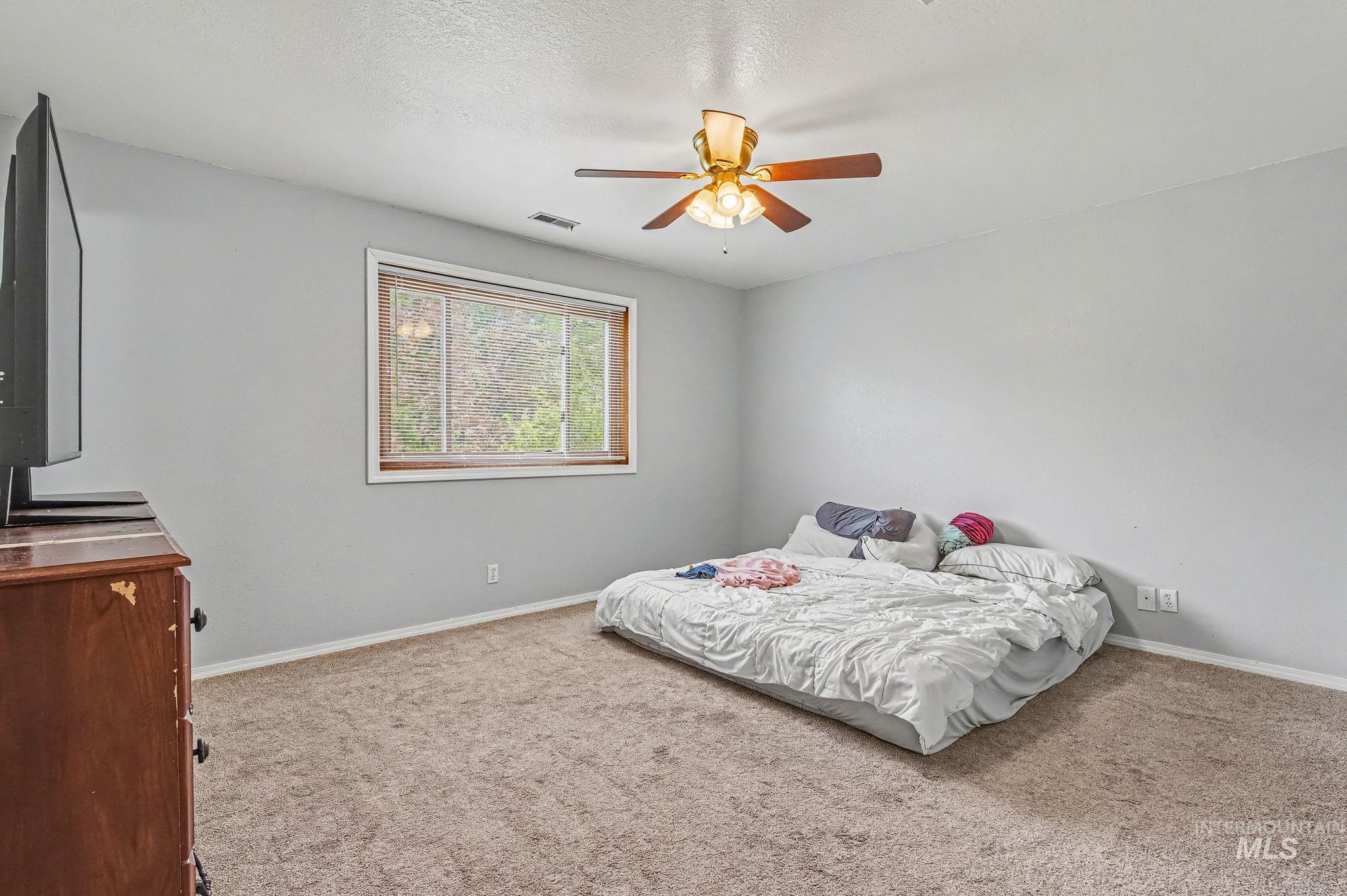 820 W 12th S., Mountain Home, Idaho 83647, 4 Bedrooms, 2.5 Bathrooms, Residential For Sale, Price $374,990, 98984855