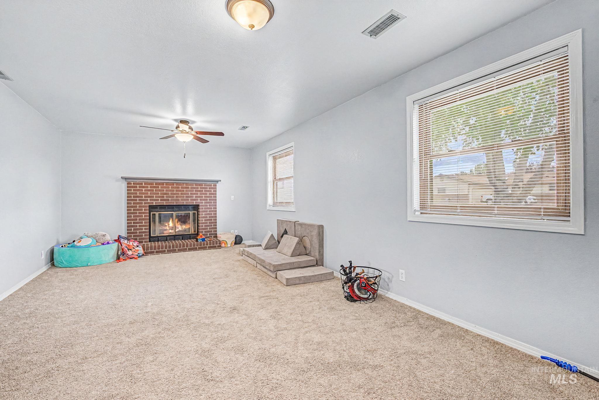 820 W 12th S., Mountain Home, Idaho 83647, 4 Bedrooms, 2.5 Bathrooms, Residential For Sale, Price $374,990, 98984855