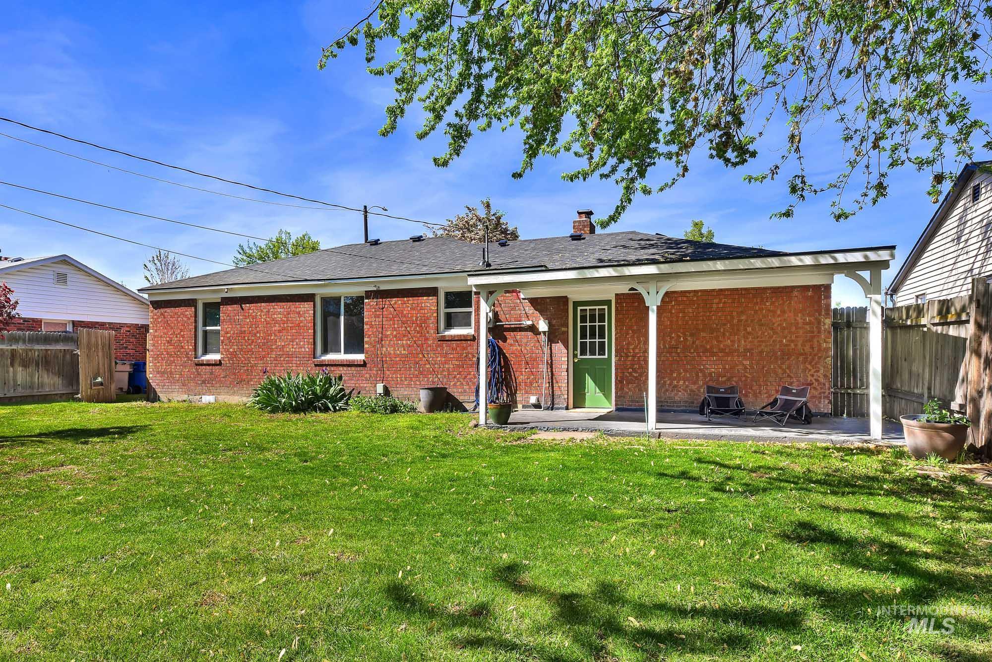 4813 W Edson, Boise, Idaho 83705, 2 Bedrooms, 1 Bathroom, Residential For Sale, Price $365,000, 98984856