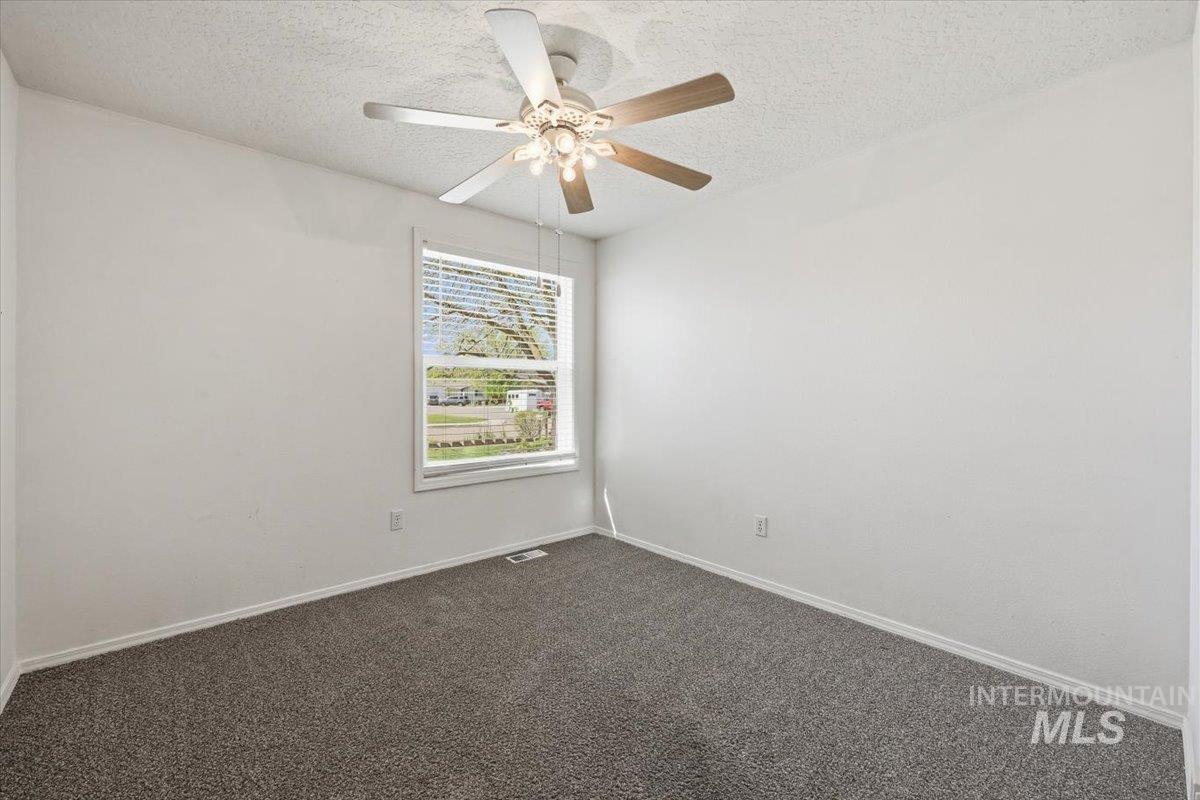 730 W Sunwood Ct, Kuna, Idaho 83634-2345, 3 Bedrooms, 2 Bathrooms, Residential For Sale, Price $365,000, 98984857