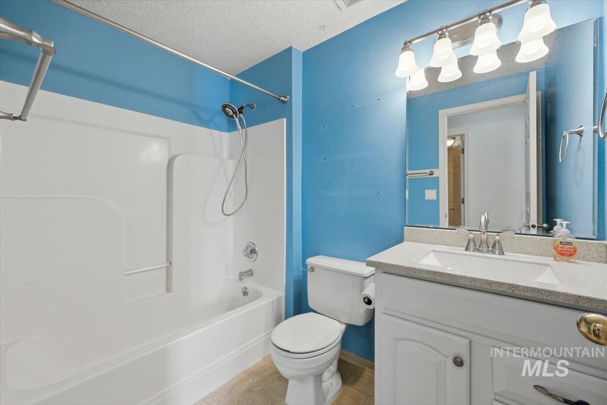 730 W Sunwood Ct, Kuna, Idaho 83634-2345, 3 Bedrooms, 2 Bathrooms, Residential For Sale, Price $365,000, 98984857
