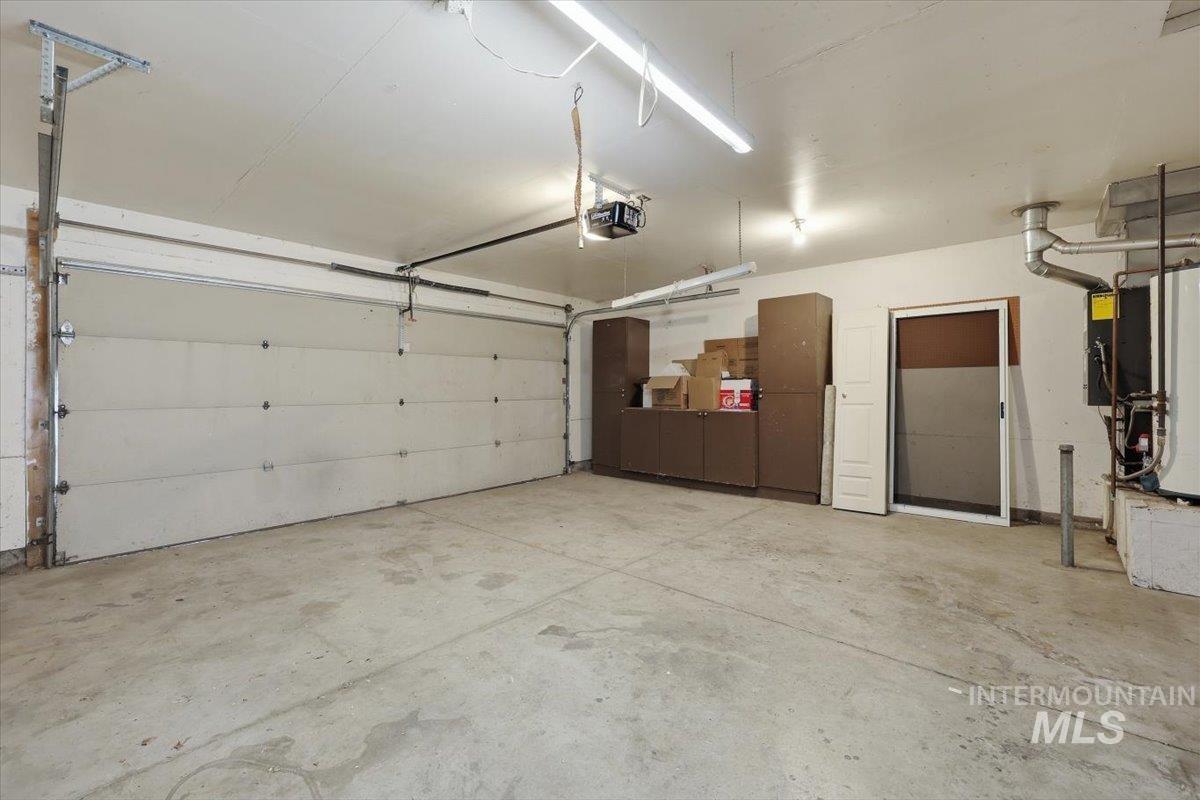 730 W Sunwood Ct, Kuna, Idaho 83634-2345, 3 Bedrooms, 2 Bathrooms, Residential For Sale, Price $365,000, 98984857