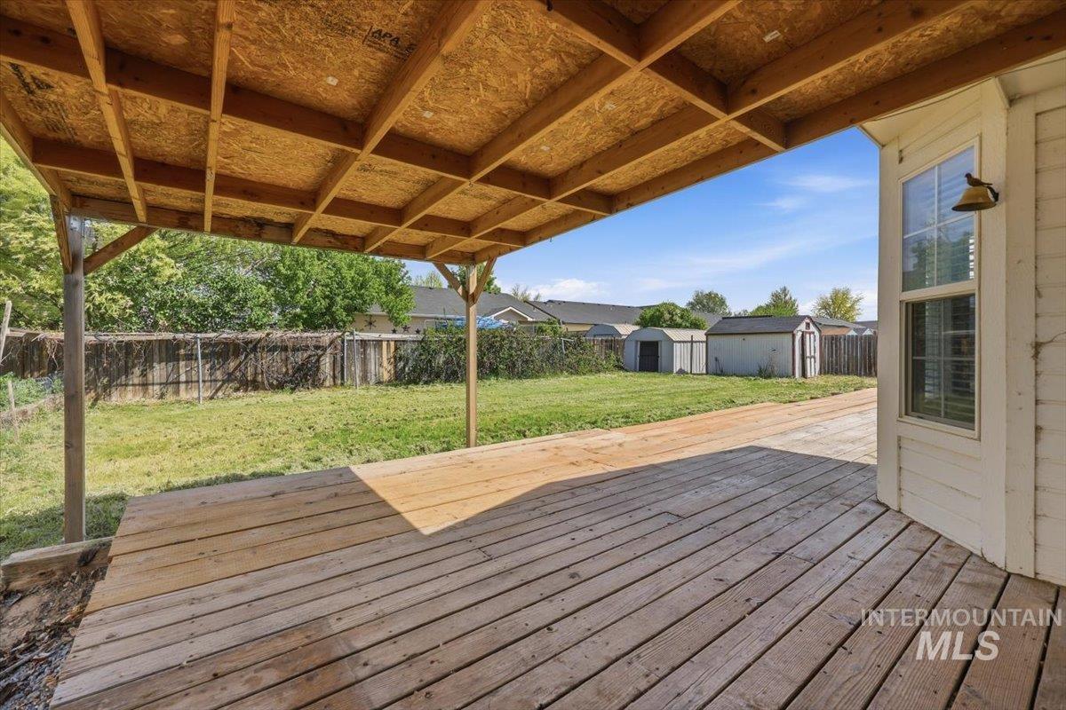 730 W Sunwood Ct, Kuna, Idaho 83634-2345, 3 Bedrooms, 2 Bathrooms, Residential For Sale, Price $365,000, 98984857